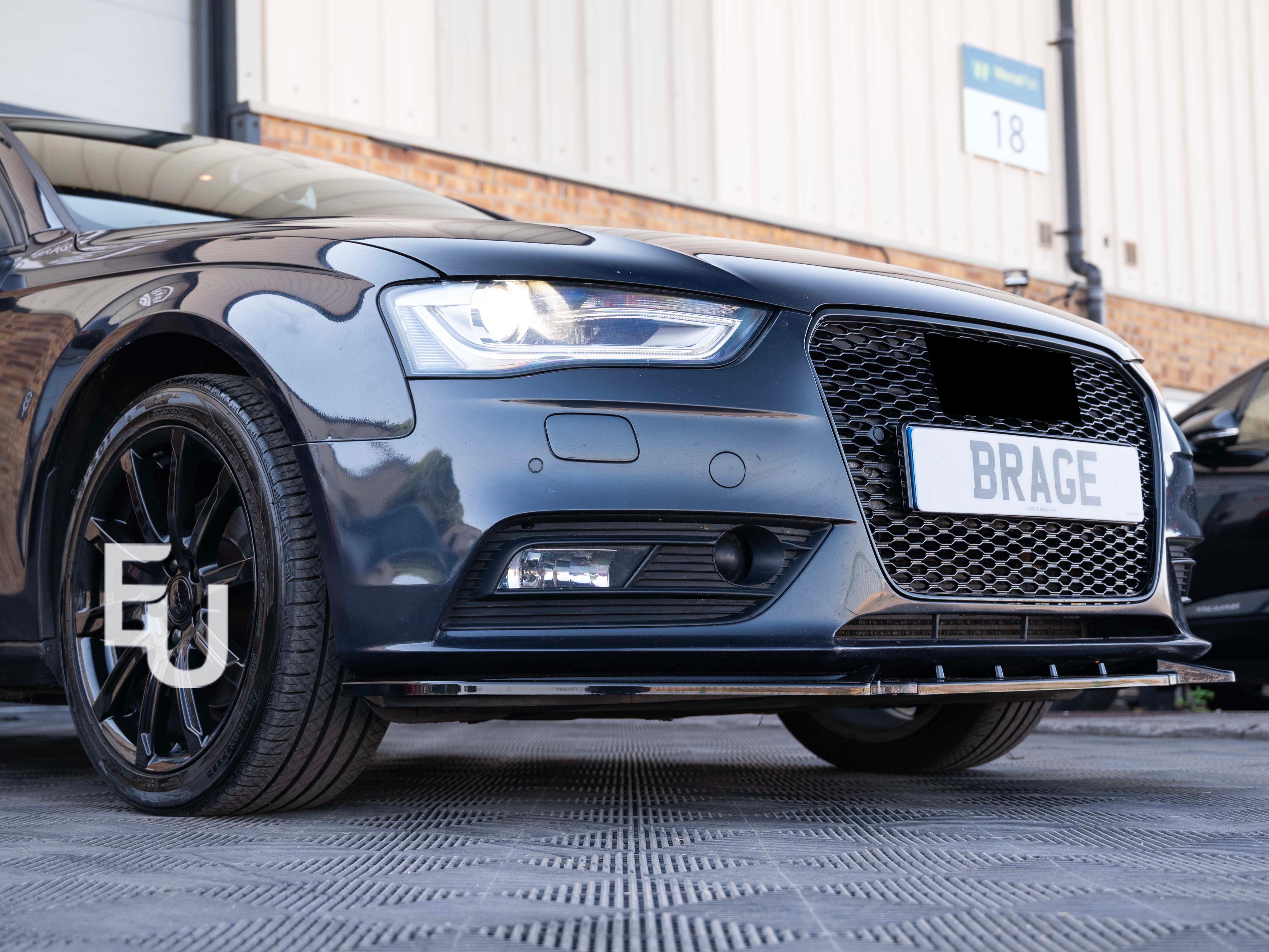 RS4 STYLE HONEYCOMB FRONT GRILLE FOR AUDI A4 S4 B8.5 FACELIFT 12-15 GLOSS BLACK