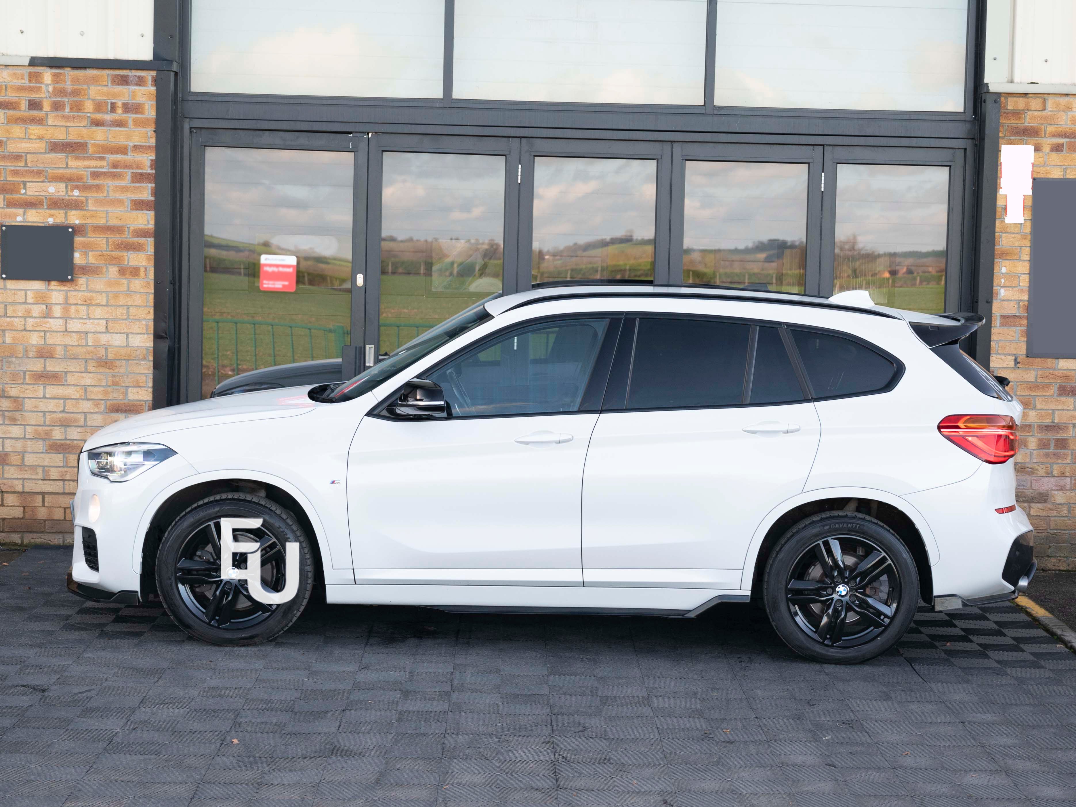 GLOSSY BLACK SIDE SKIRTS EXTENSION BLADES LIP SPOILER FOR BMW X1 F48 2016-2022