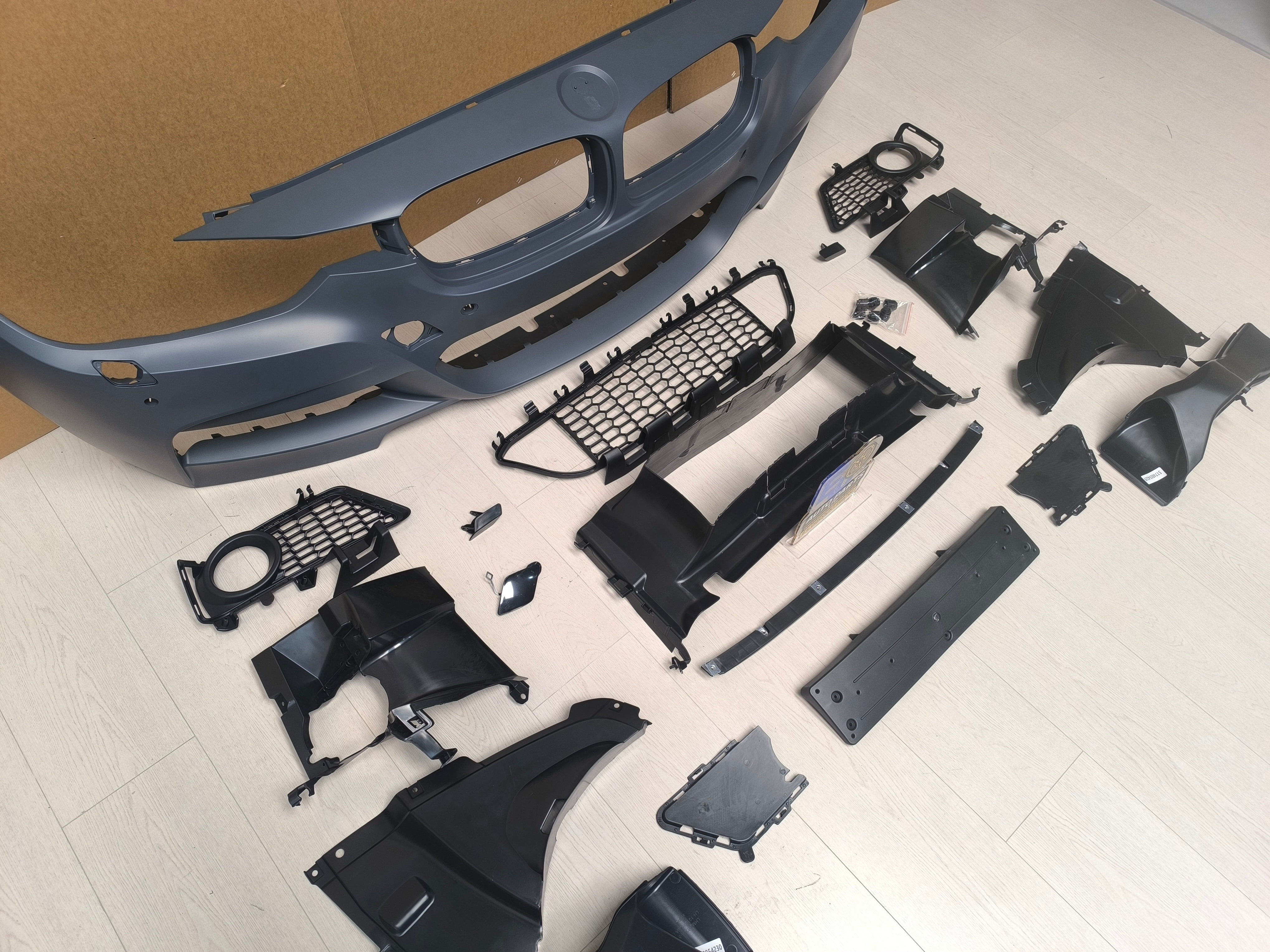 FOR BMW 3 SERIES F30 F31 M SPORT LOOK FRONT BUMPER BODYKIT W/PDC GRILL 2015-2019