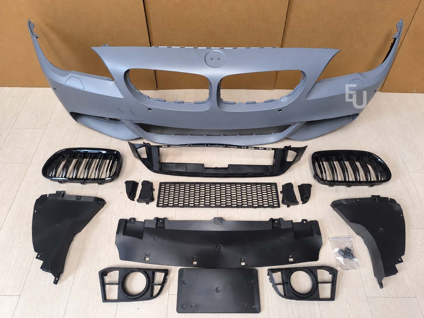 FRONT BUMPER FOR BMW 5 SERIES F10 F11 M-SPORT 2013-17 PRIMED PDC & WASHER HOLES
