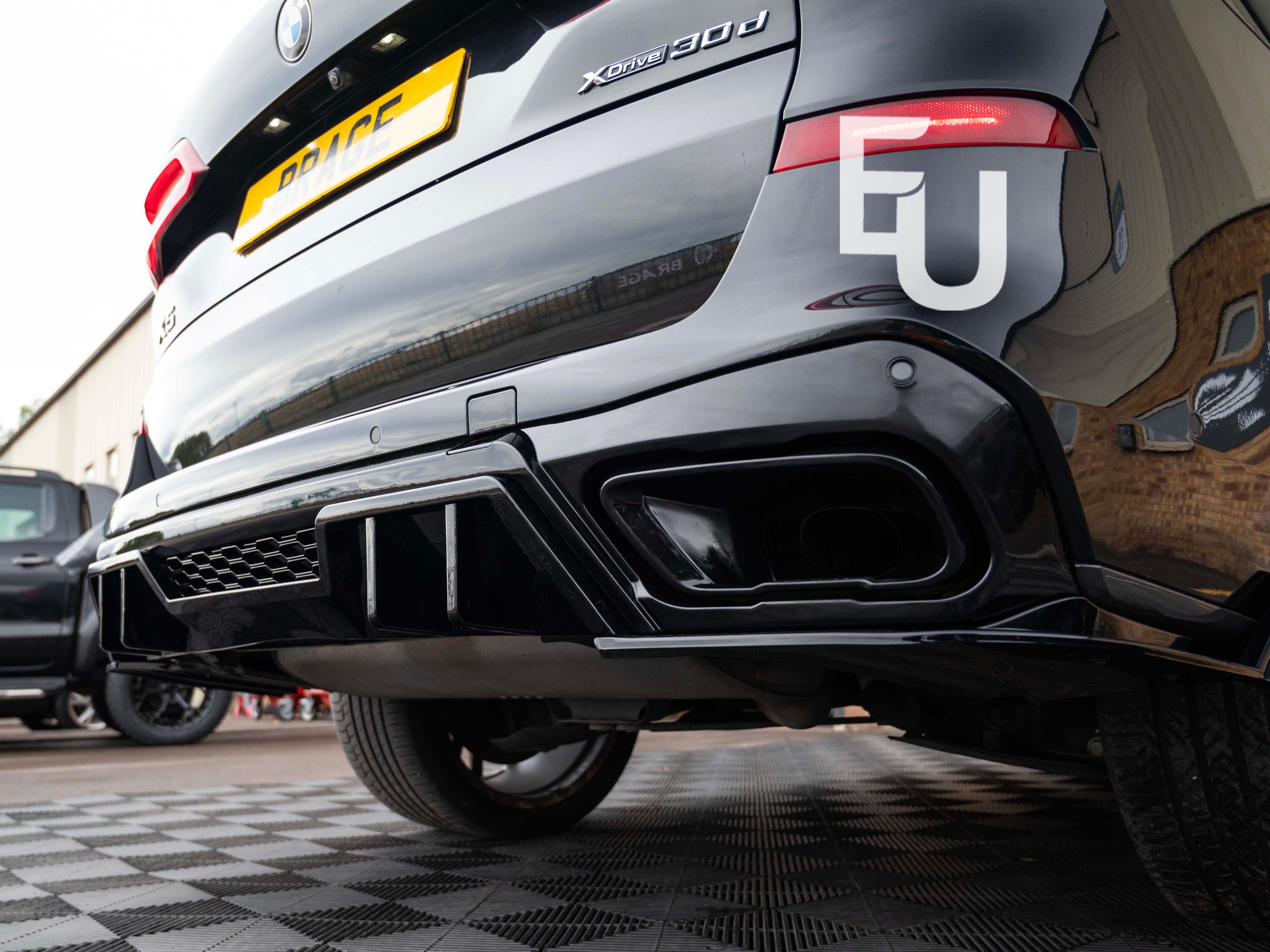 FOR BMW X5 G05 M SPORT GLOSS BLACK COMPETITIVE STYLE REAR BUMPER DIFFUSER