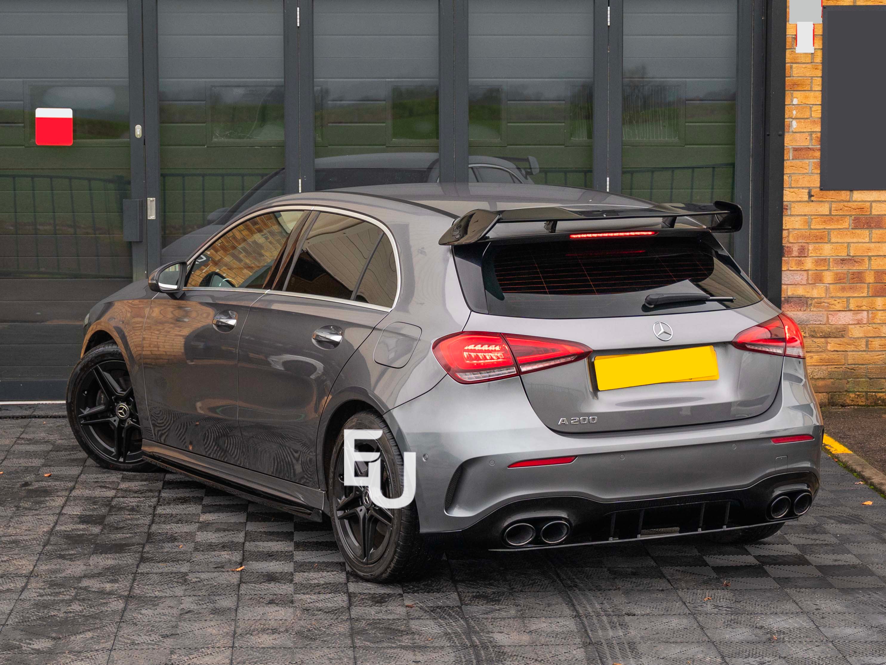 FOR MERCEDES A CLASS HATCH REAR BUMPER DIFFUSER &TAILPIPES W177 A45 AMG LOOK 19+