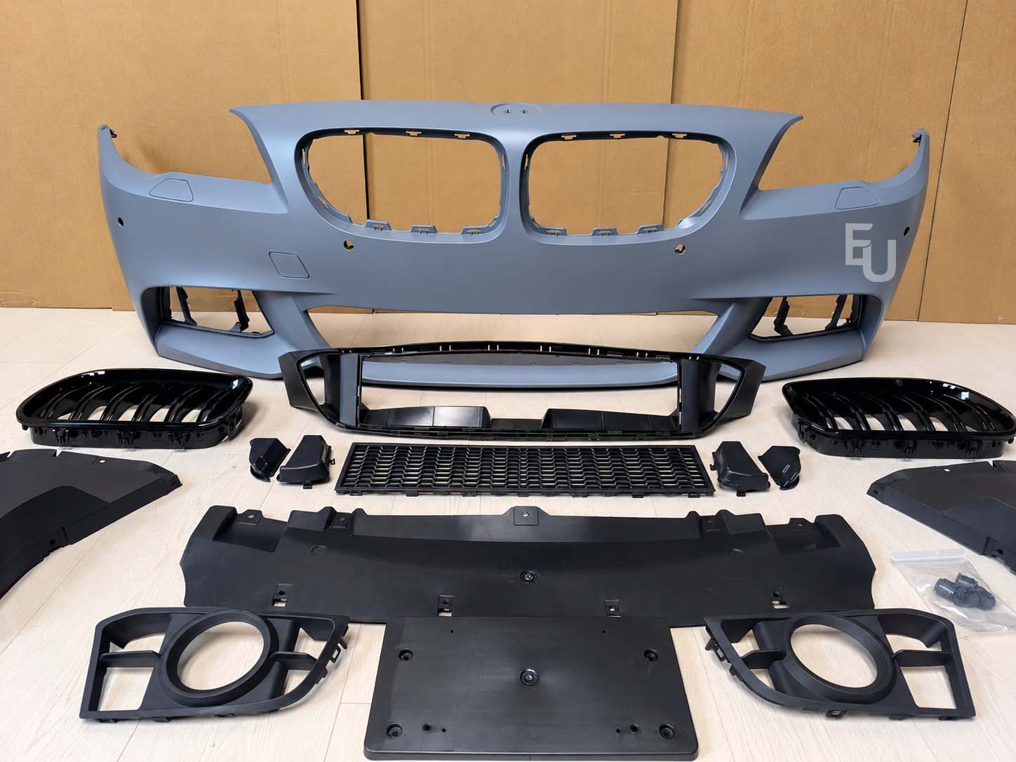 FRONT BUMPER FOR BMW 5 SERIES F10 F11 M-SPORT 2013-17 PRIMED PDC & WASHER HOLES