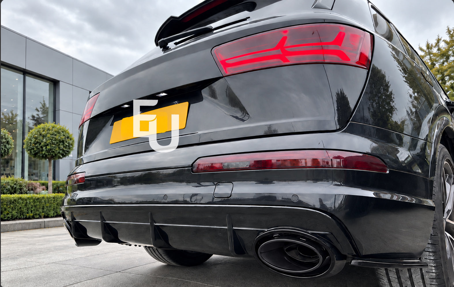 FOR AUDI Q7 SQ7 S LINE 4M RSQ7 LOOK PRE-LCI REAR BUMPER DIFFUSER TAILPIPES 15-19