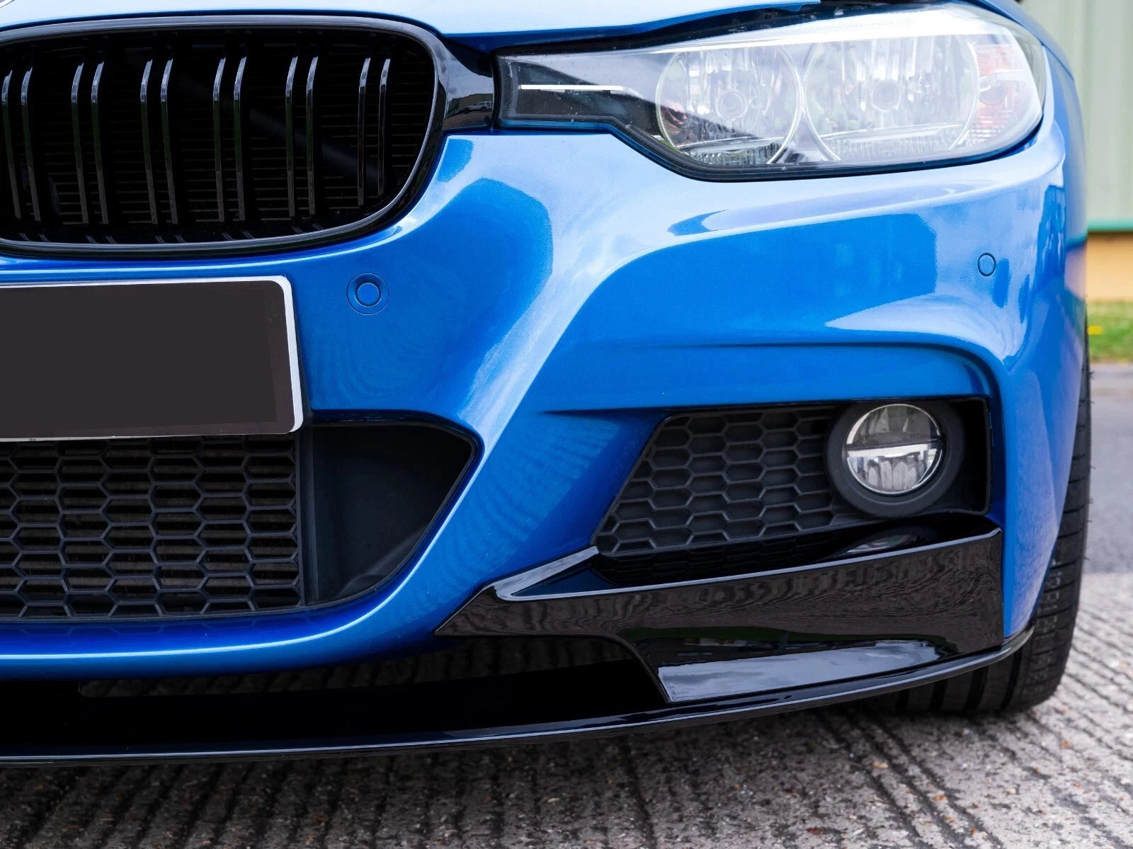 BODYKIT BODY KIT FOR BMW 3 SERIES F30 MP FRONT LIP SPLITTER SKIRTS REAR DIFFUSER