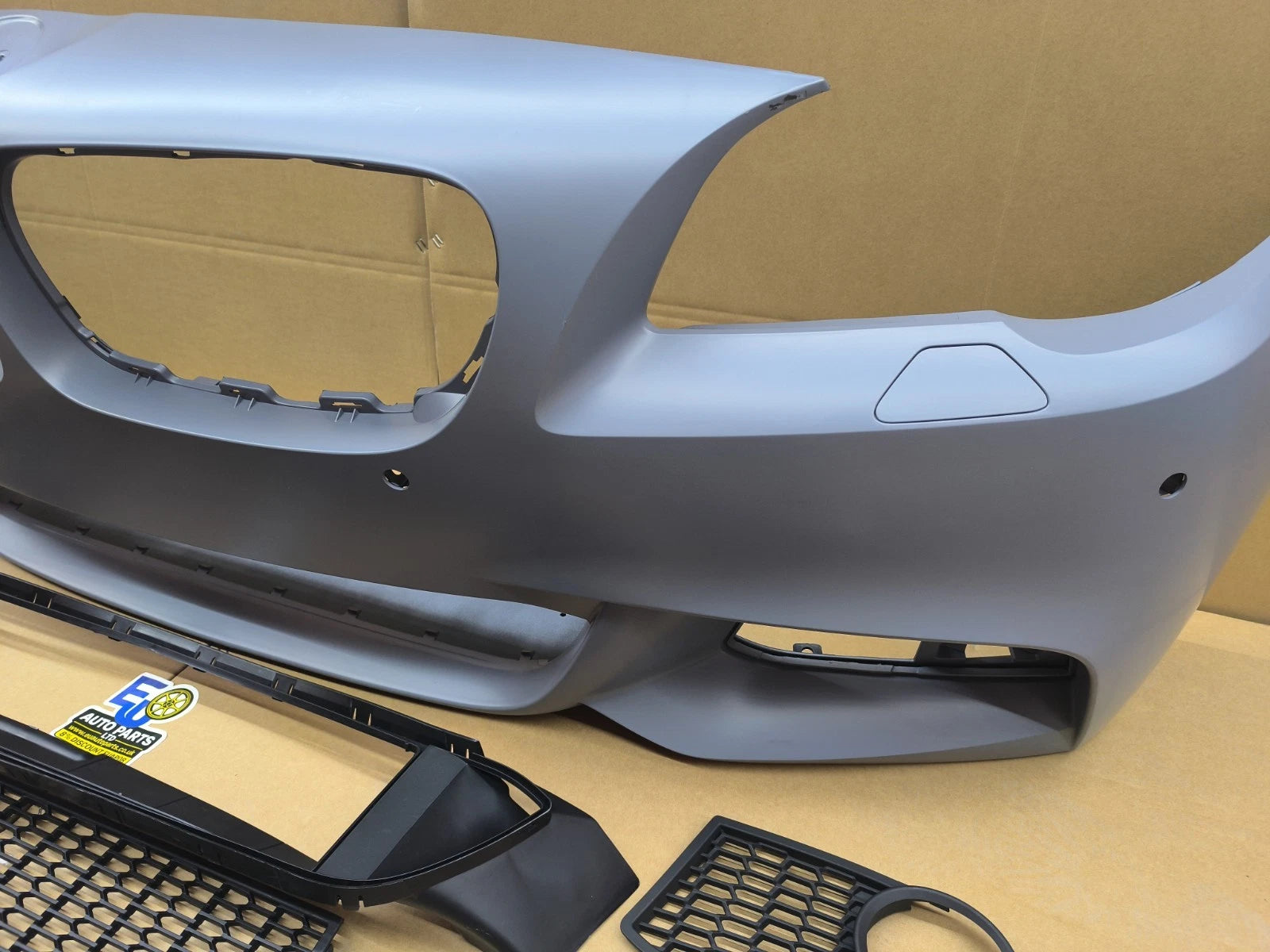 FOR BMW 5 SERIES F10 F11 10-14 PRE LCI M SPORT STYLE LOOK FRONT BUMPER KIT PDC