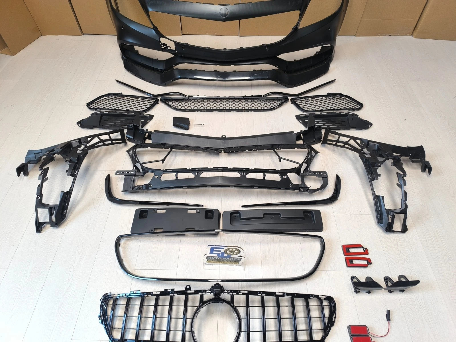 AMG STYLE FRONT BUMPER BODY KIT FOR MERCEDES CLS W218 X218 C218 FACELIFT 2015+