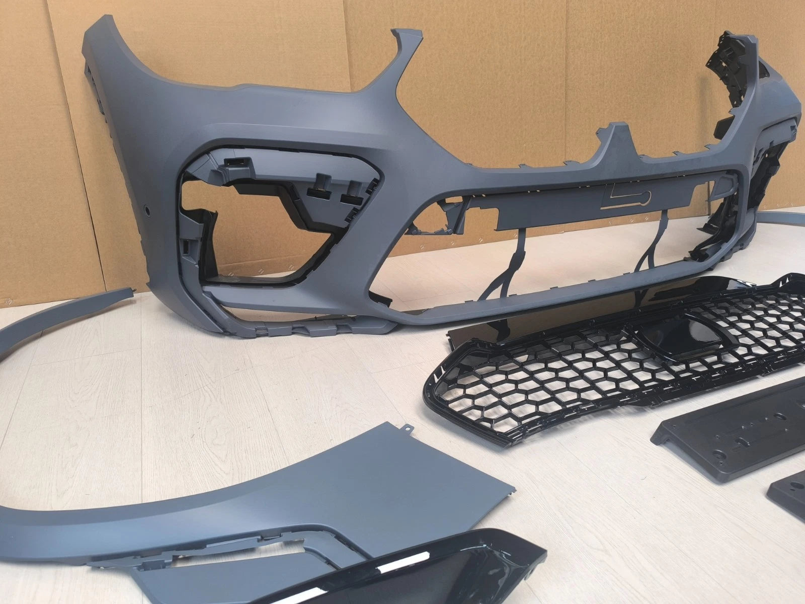 X6M F96 CONVERSION FRONT BUMPER BODYKIT W/WHEEL ARCHES GRILL FOR BMW G06 2019-22