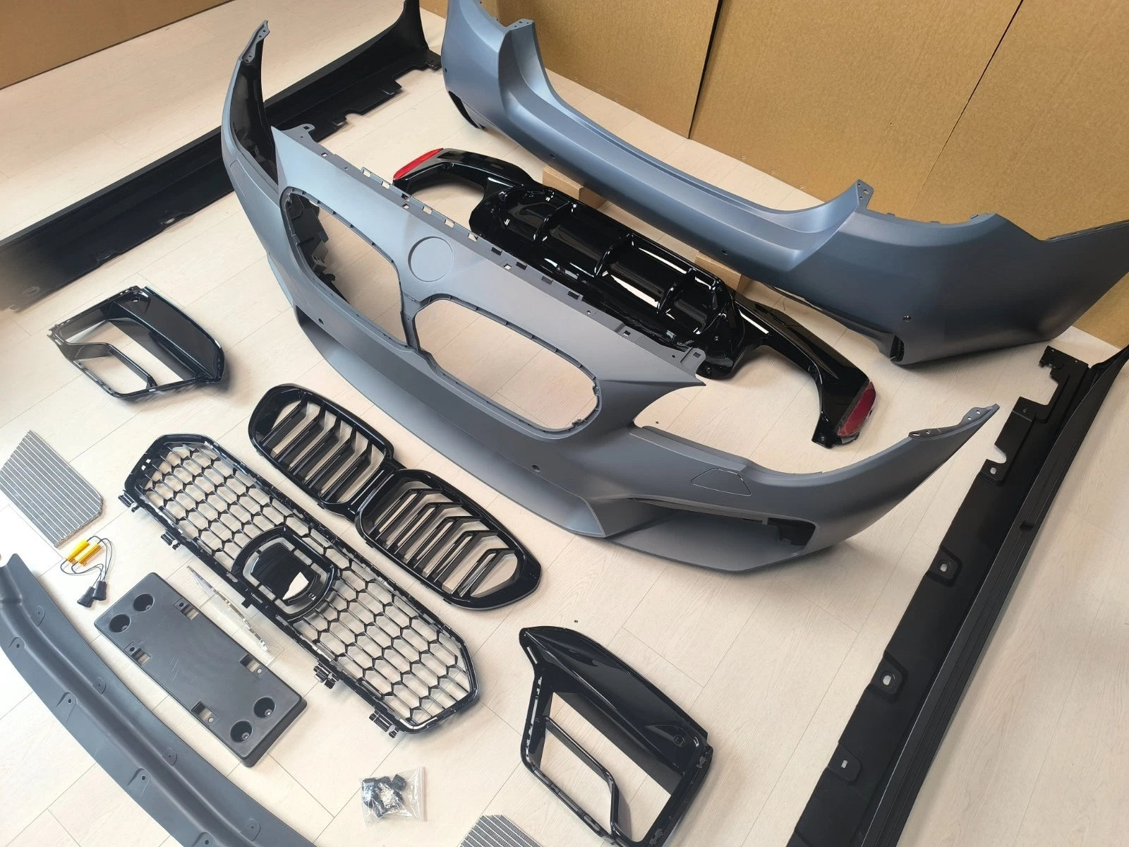 M5 F90 COMPETITION FRONT REAR BUMPER CONVERSION BODYKIT FOR BMW 5 SERIES F10