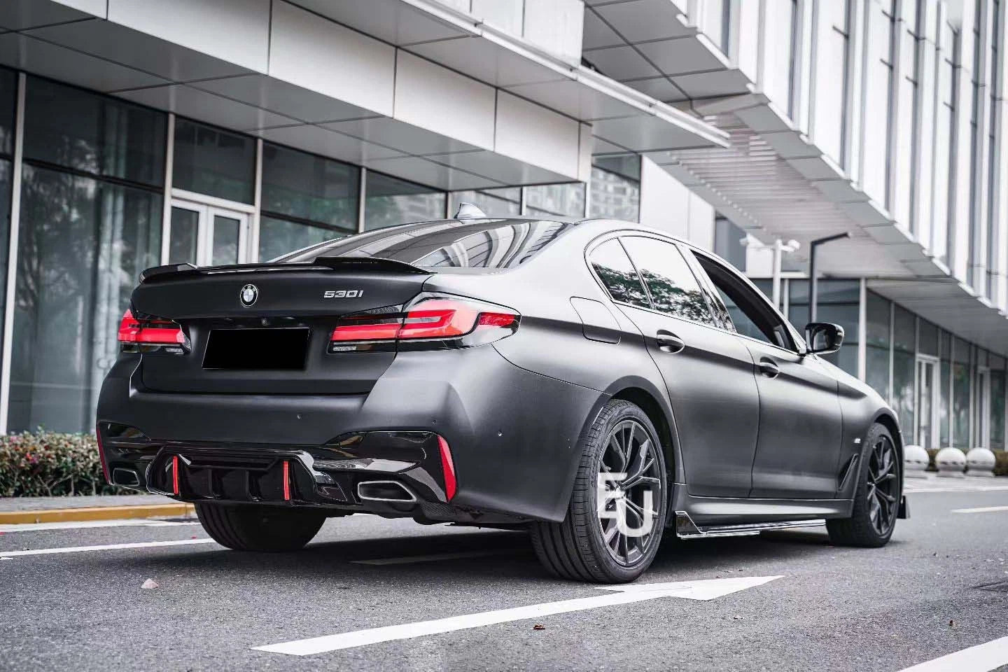 BRAGE DESIGN BODY KIT FRONT SPLITTER REAR DIFFUSER FOR BMW 5 SERIES G30 2020+