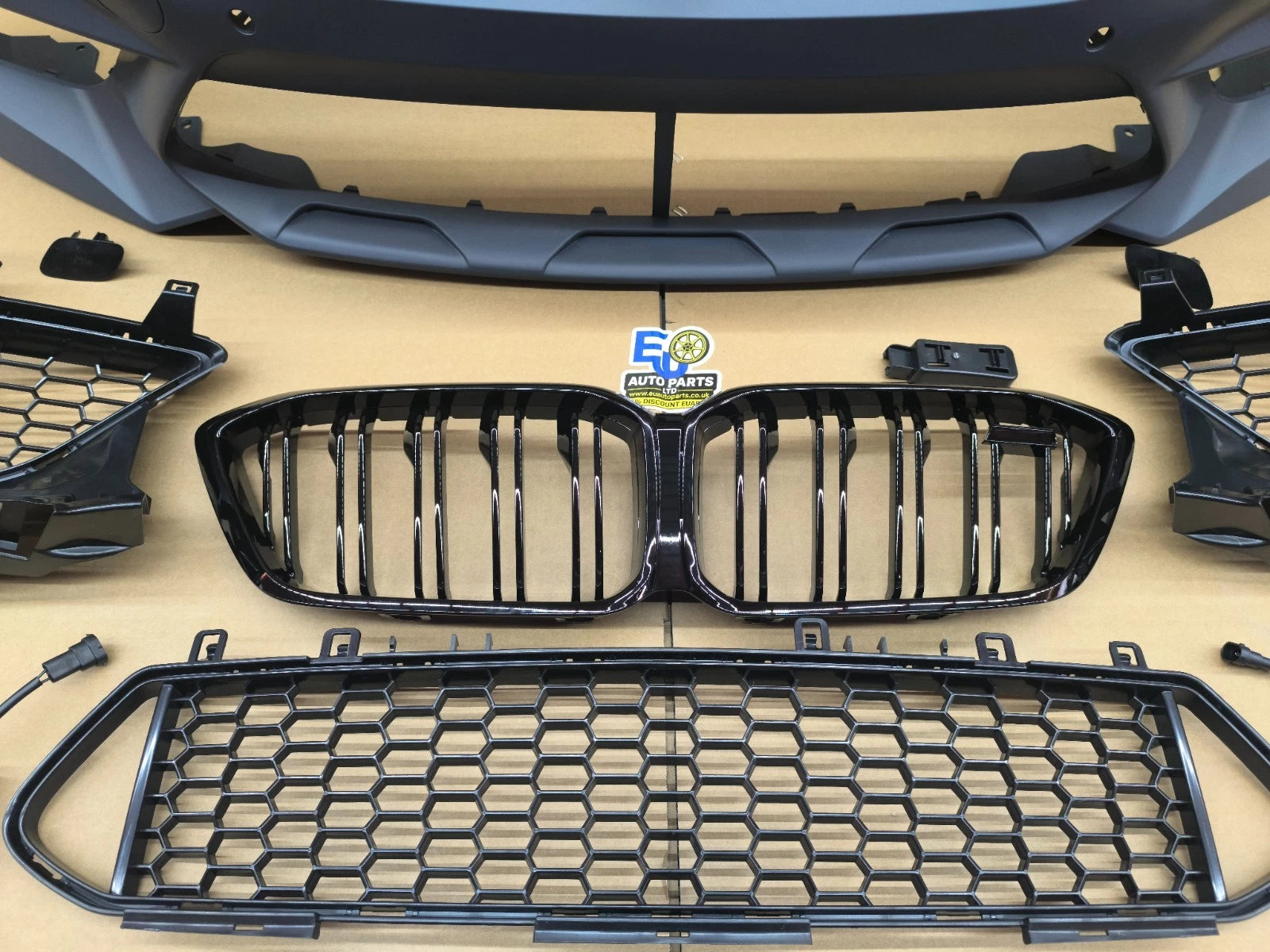 FOR BMW 1 SERIES F20 F21 UPGRADE M2 COMPETITION LOOK FRONT BUMPER KIT 2015-2019