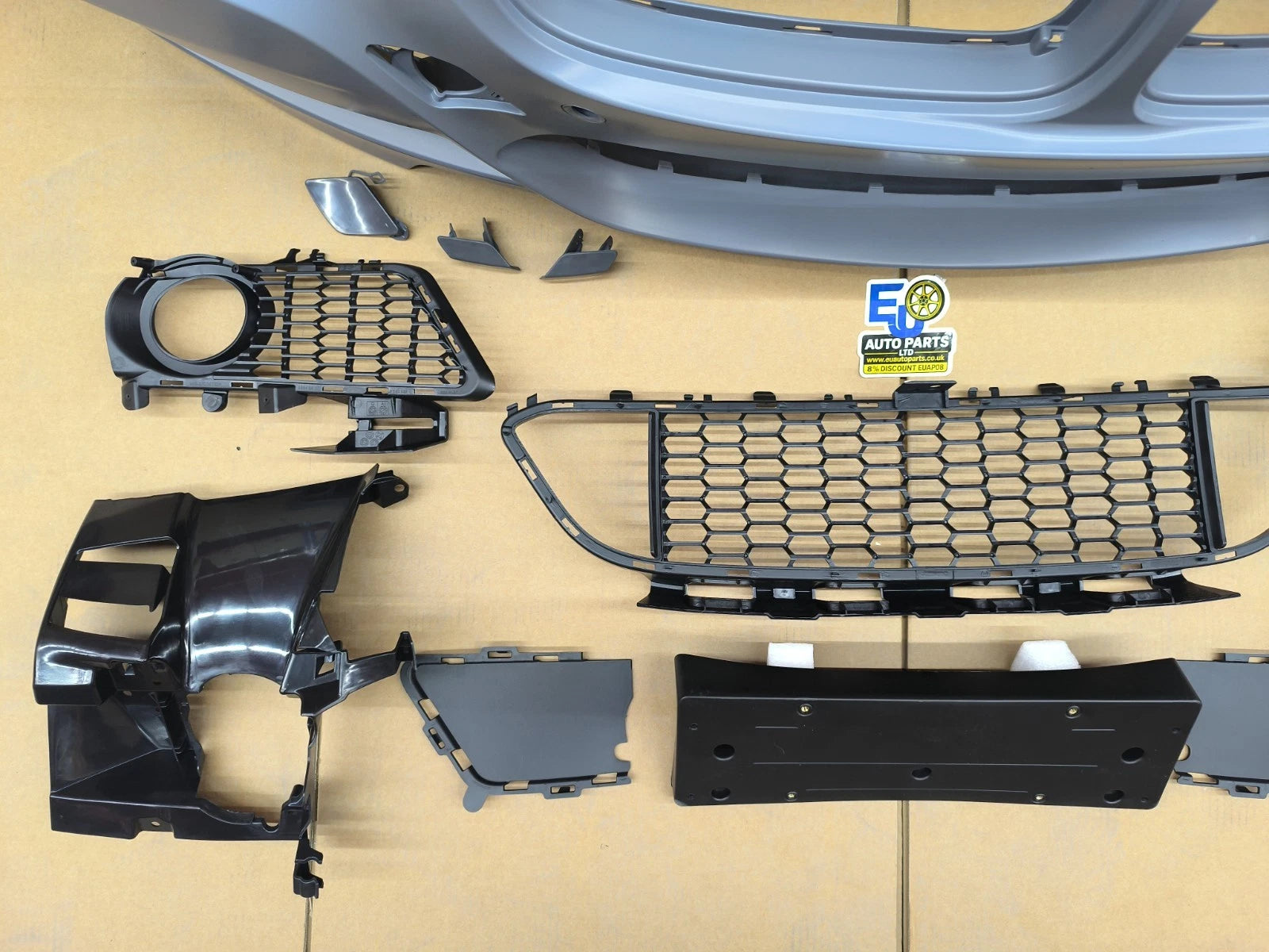 FOR BMW 3 SERIES F30 F31 M SPORT LOOK FRONT BUMPER GRILL W/PDC WASHER HOLE 15-19