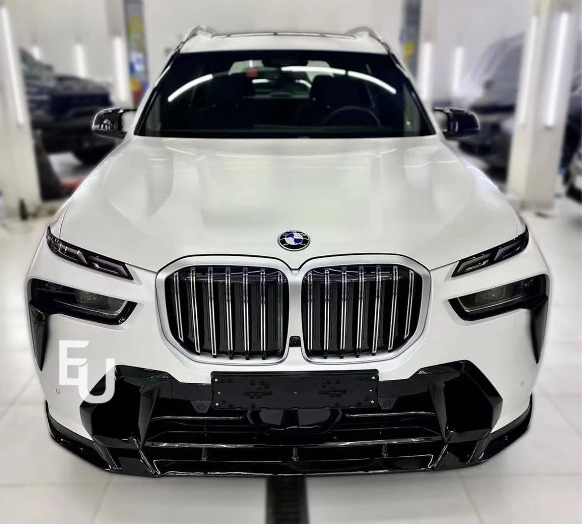 FOR BMW X7 G07 LCI BODYKIT BODY KIT FRONT SPLITTER REAR DIFFUSER SKIRT 2023+