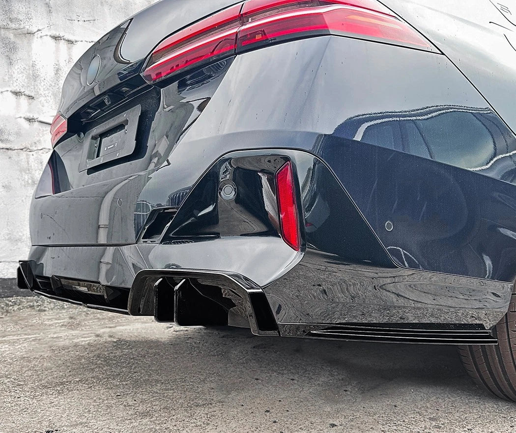 FOR BMW 5 SERIES I5 G60 M SPORT REAR BUMPER DIFFUSER LIP GLOSS BLACK 2024+