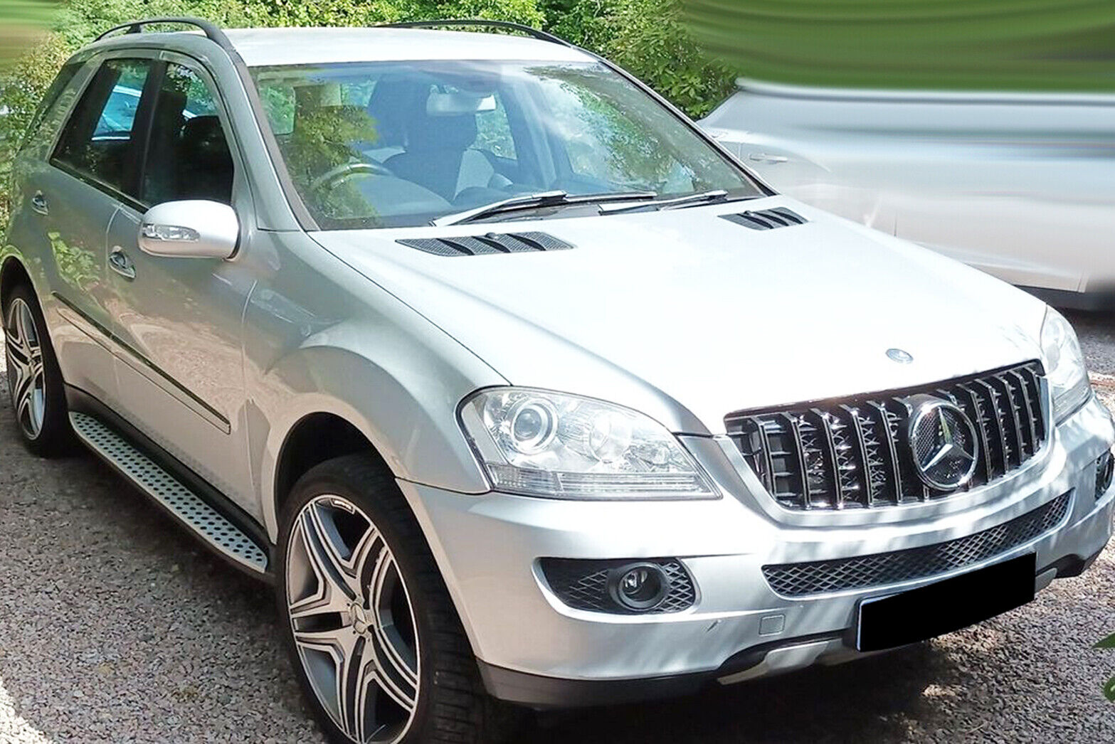 FOR MERCEDES M CLASS ML W164 ML PANAMERICANA GT GRILLE 2005-2008 GLOSS BLACK OEM