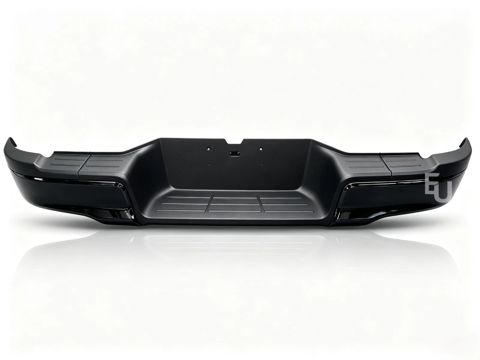 BLACK REAR BUMPER FOR TOYOTA HILUX REVO MK8 2015-2024 MODELS WITHOUT PDC HOLES