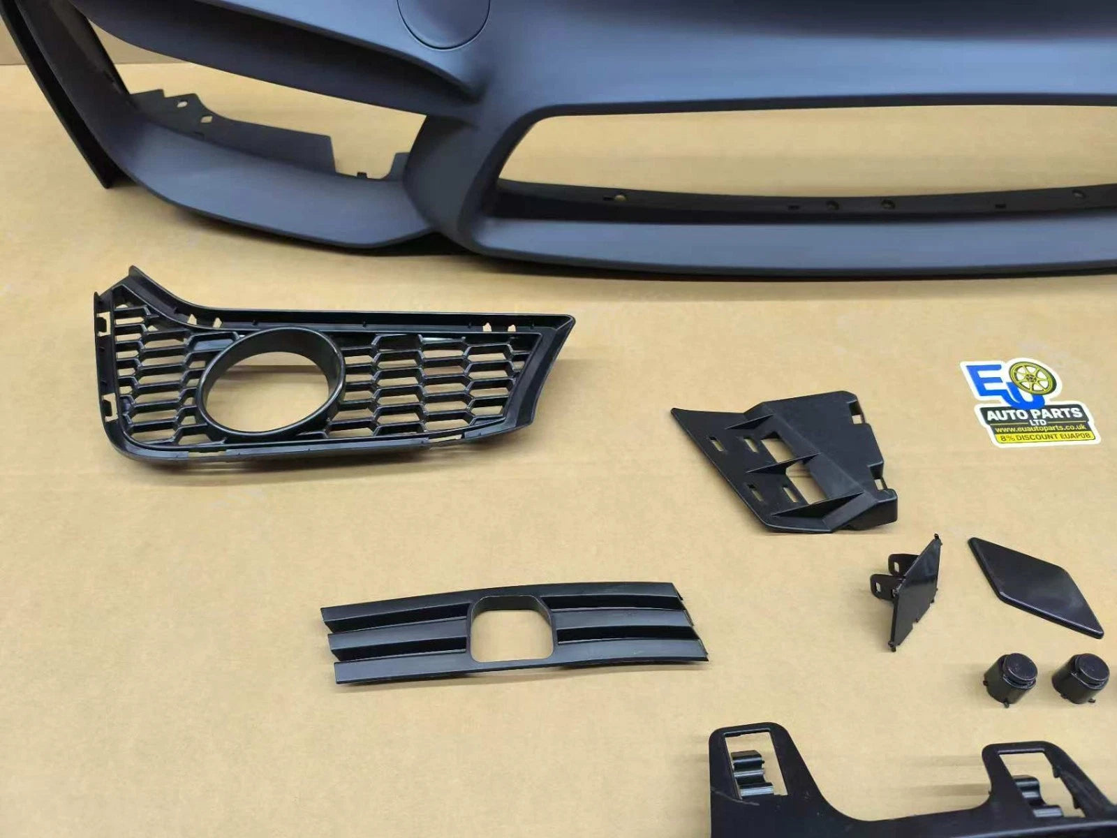M4 STYLE FRONT BUMPER CONVERSION FOR BMW E90 E91 SALOON TOURING PRE LCI 05-08