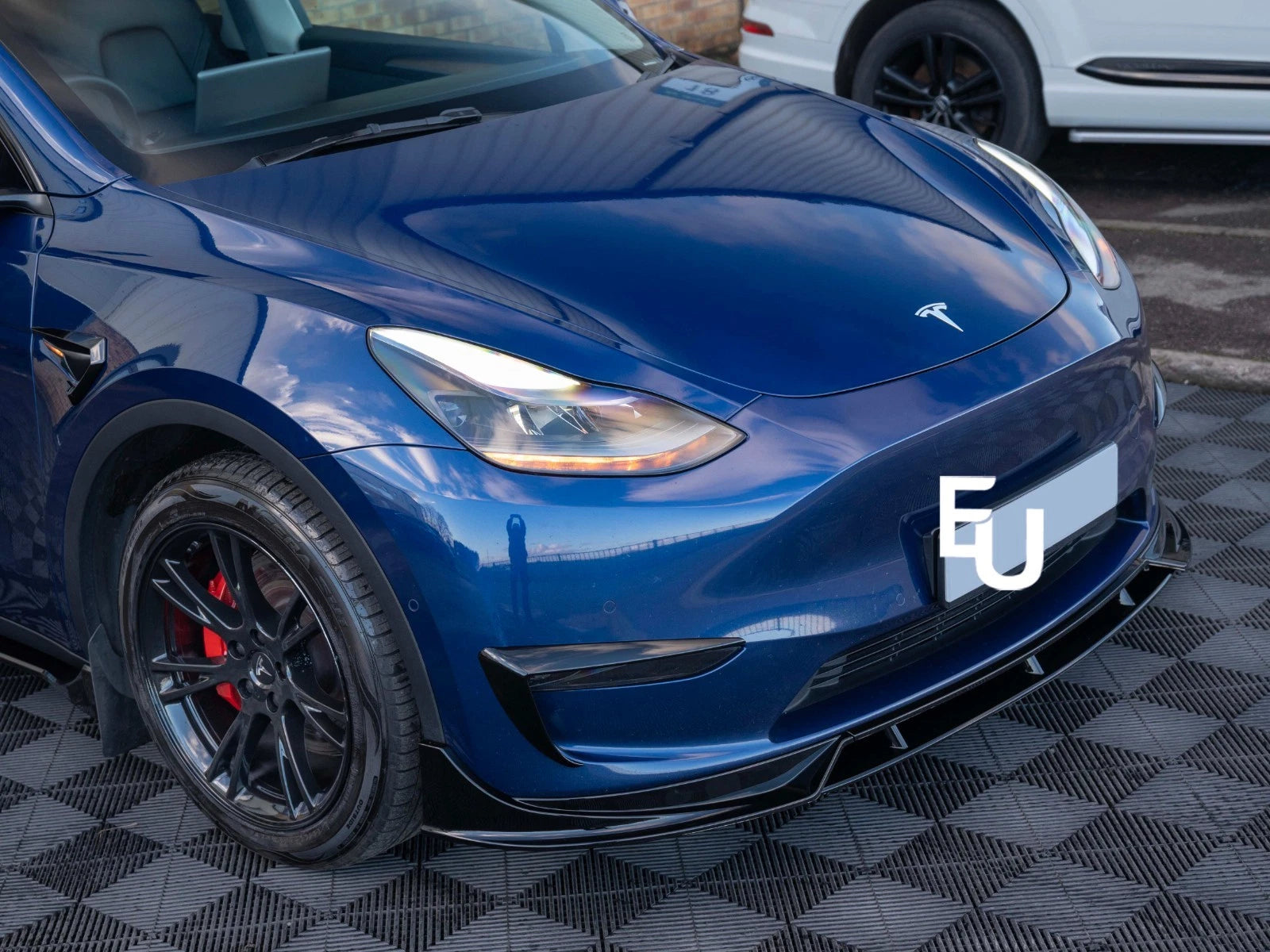 FOR TESLA MODEL Y BODY KIT BODYKIT FRONT SPLITTER LIP REAR DIFFUSER MIRROR 2021+