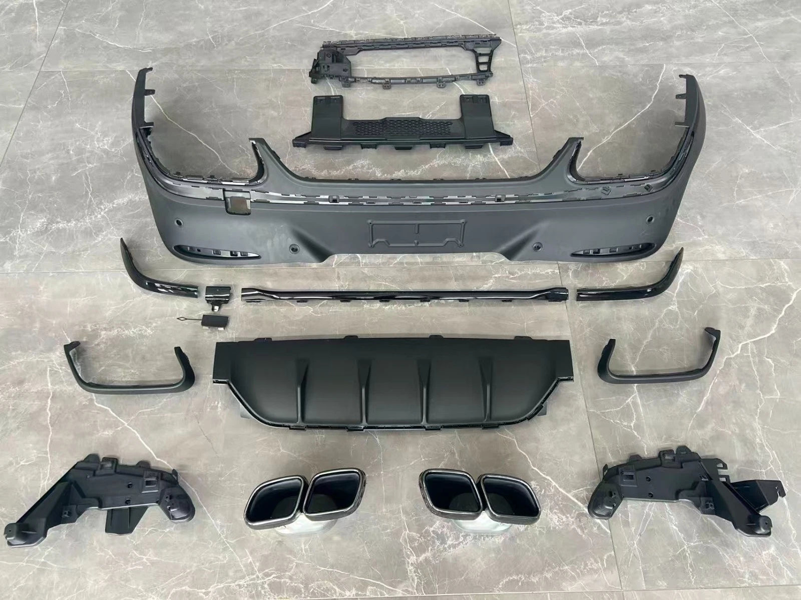 FOR MERCEDES BENZ GLC COUPE C254 AMG LINE GLC63 COUPE DIFFUSER WITH TAILPIPE 23+