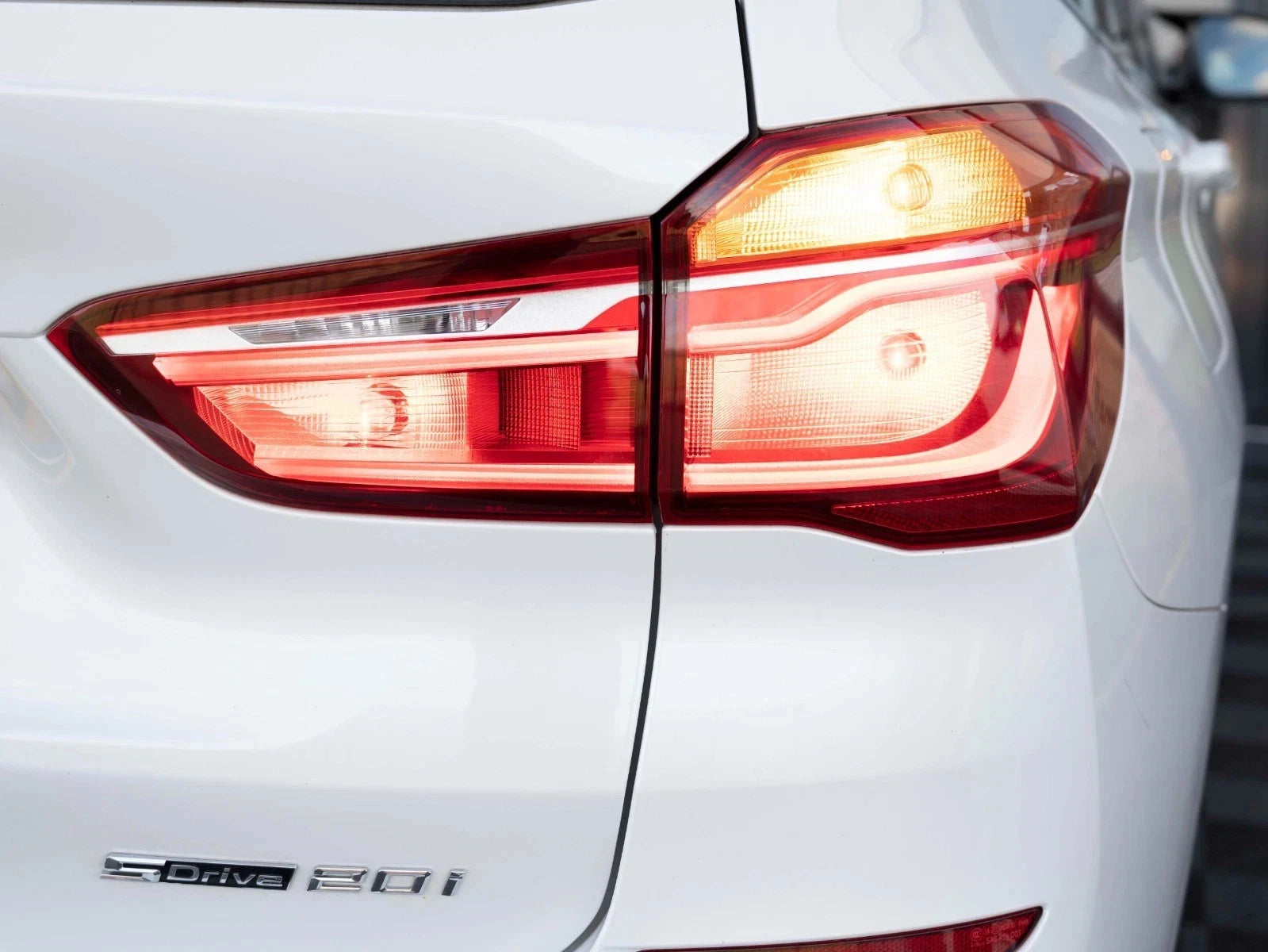 FOR BMW X1 F48 15-19 RH RIGHT DRIVER SIDE REAR OUTER TAIL LIGHT BRAKE LAMP LED
