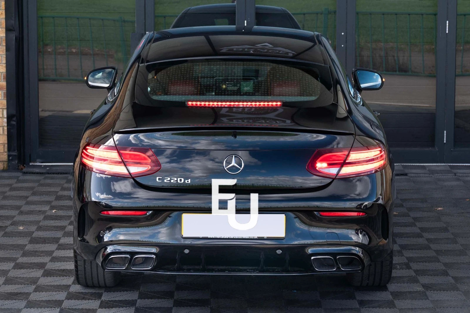 REAR DIFFUSER & TAIL PIPE FOR MERCEDES C CLASS A205 C205 COUPE AMG C63 S STYLE