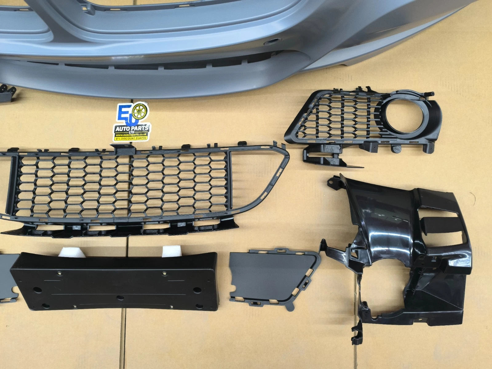 FOR BMW 3 SERIES F30 F31 M SPORT LOOK FRONT BUMPER GRILL W/PDC WASHER HOLE 15-19