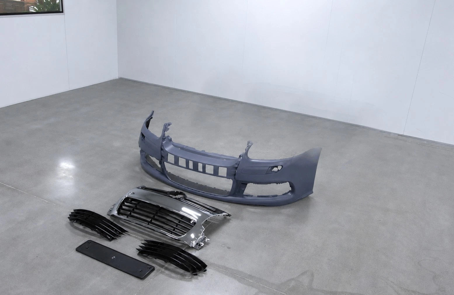 MK5 R32 CONVERSION LOOK FRONT BUMPER BODYKIT PRIMED FOR VW GOLF MK5 2003-2009