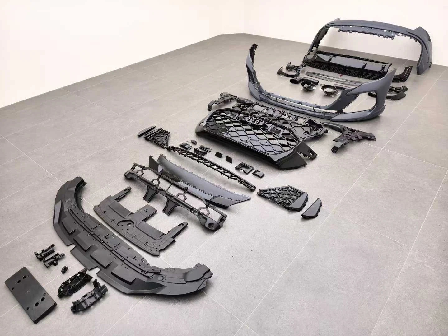 LCI 2024+ RSQ8 CONVERSION FRONT REAR BUMPER DIFFUSER BODYKIT FOR AUDI Q8 2019-23