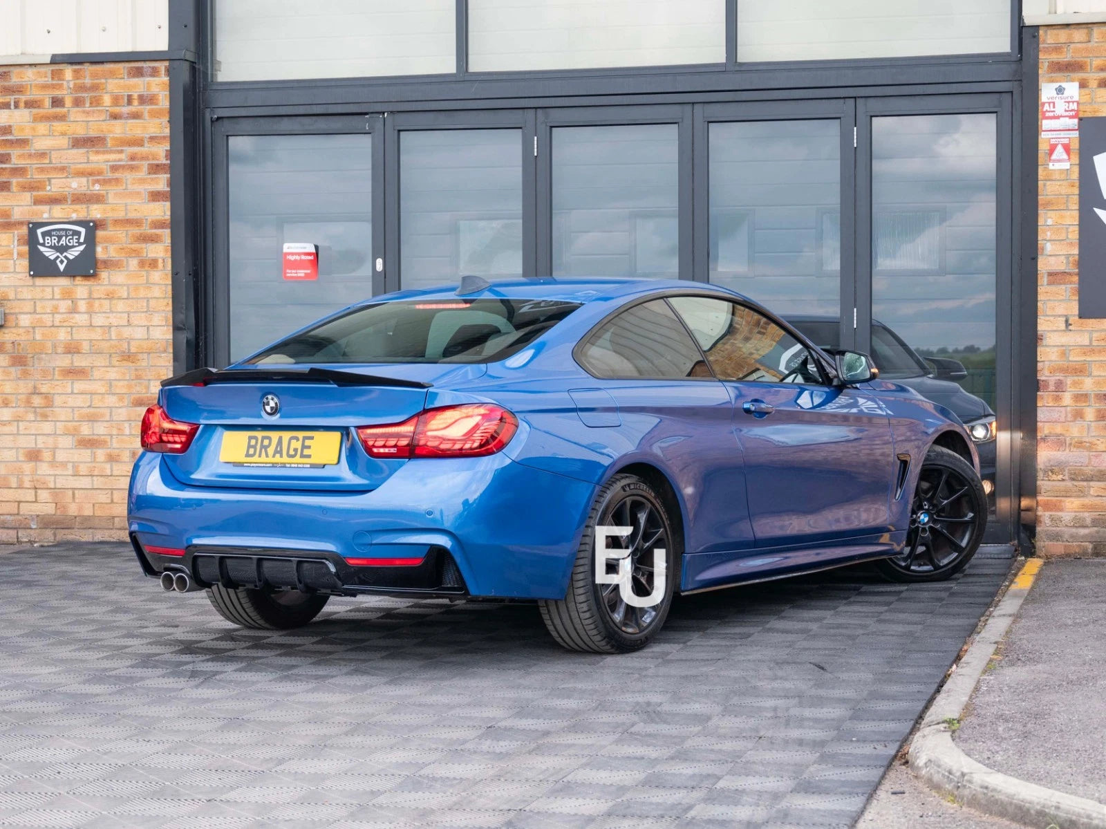 FOR BMW 4 SERIES F32 COUPE F33 CONVERTIBLE 2014-20 M-SPORT REAR BUMPER WITH PDC