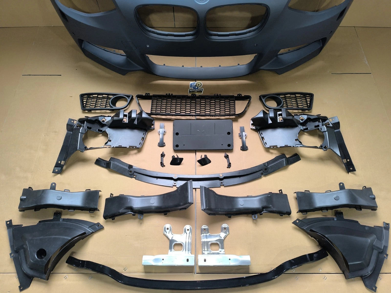 FOR BMW 1 SERIES F20 F21 M SPORT FRONT BUMPER KIT W/PDC & WASHER HOLE 2011-2015