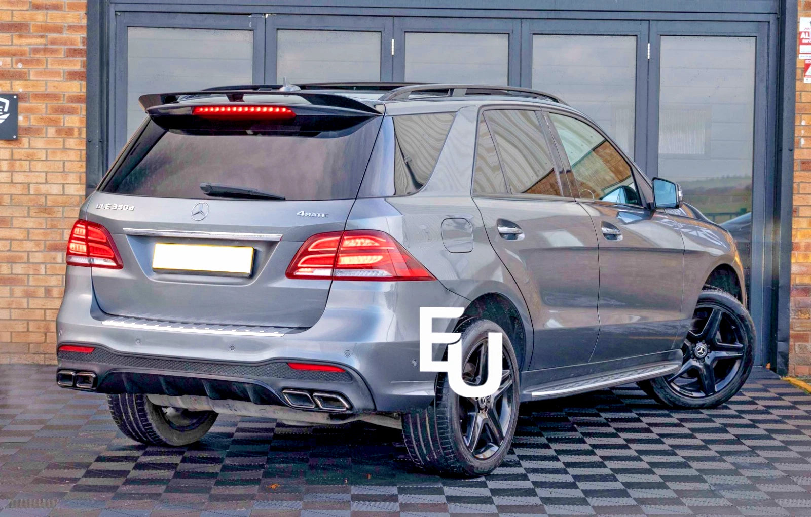 FOR MERCEDES GLE ML W166 SUV GLE63 STYLE REAR DIFFUSER VALANCE & BLACK TAILPIPES