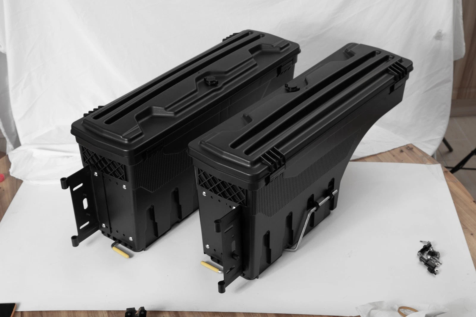 SWING CASE TOOL BOX FOR FORD RANGER 2022+ RH-LH SIDE LOCKABLE STORAGE