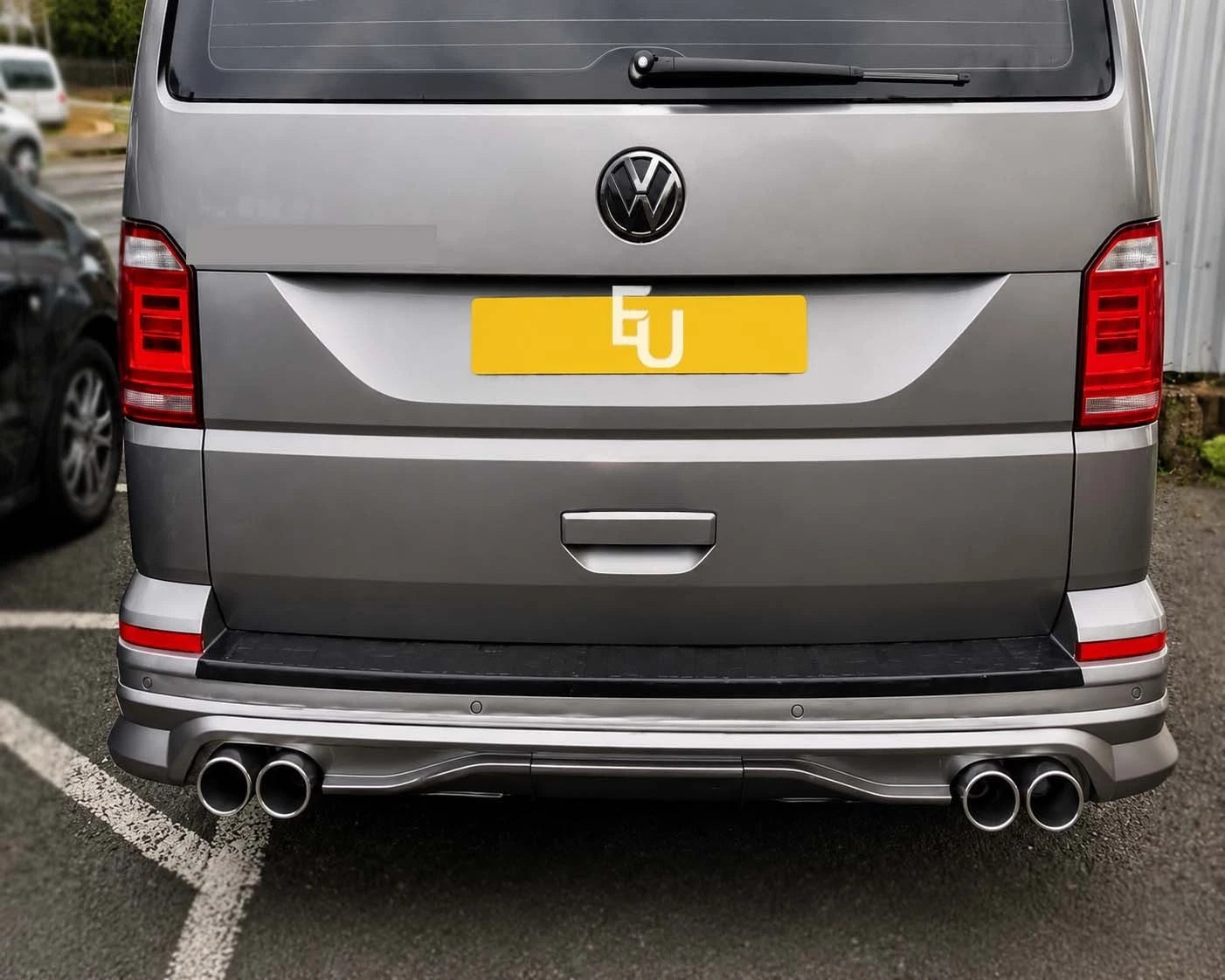 PRIMED REAR BUMPER WITH QUAD EXHAUST TIPS FOR VW TRANSPORTER T6.1 2019-2024