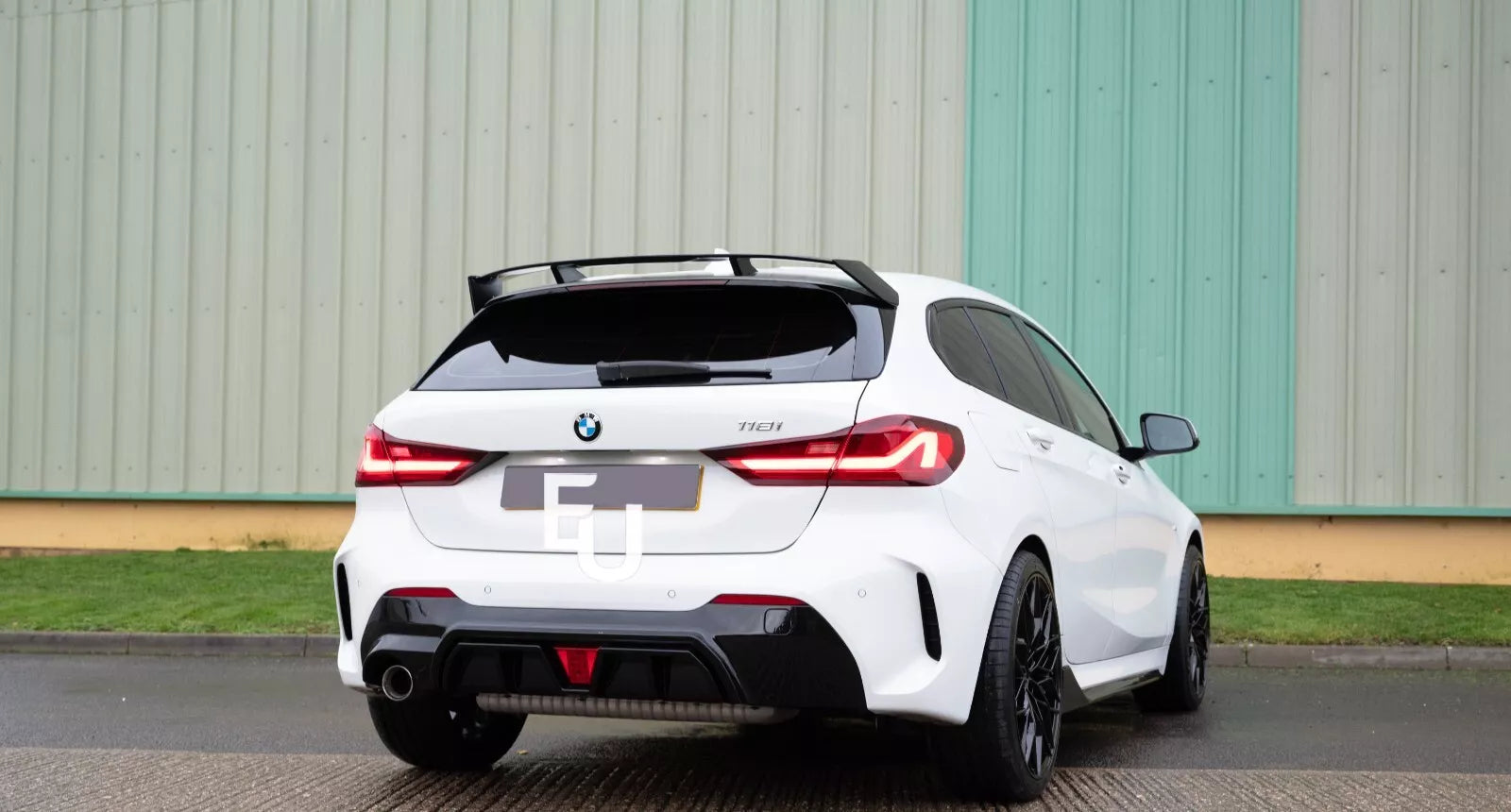 FOR BMW 1 SERIES F40 REAR LED DIFFUSER M SPORT SINGLE EXHAUST GLOSS BLACK 2019+