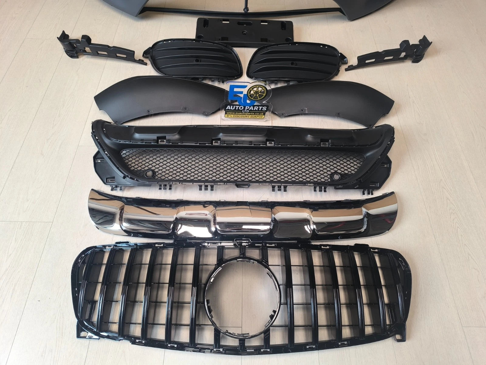 MERCEDES-BENZ GLA W156 X156 2017-2019 FRONT BUMPER BODYKIT WITH GRILLES AMG LINE