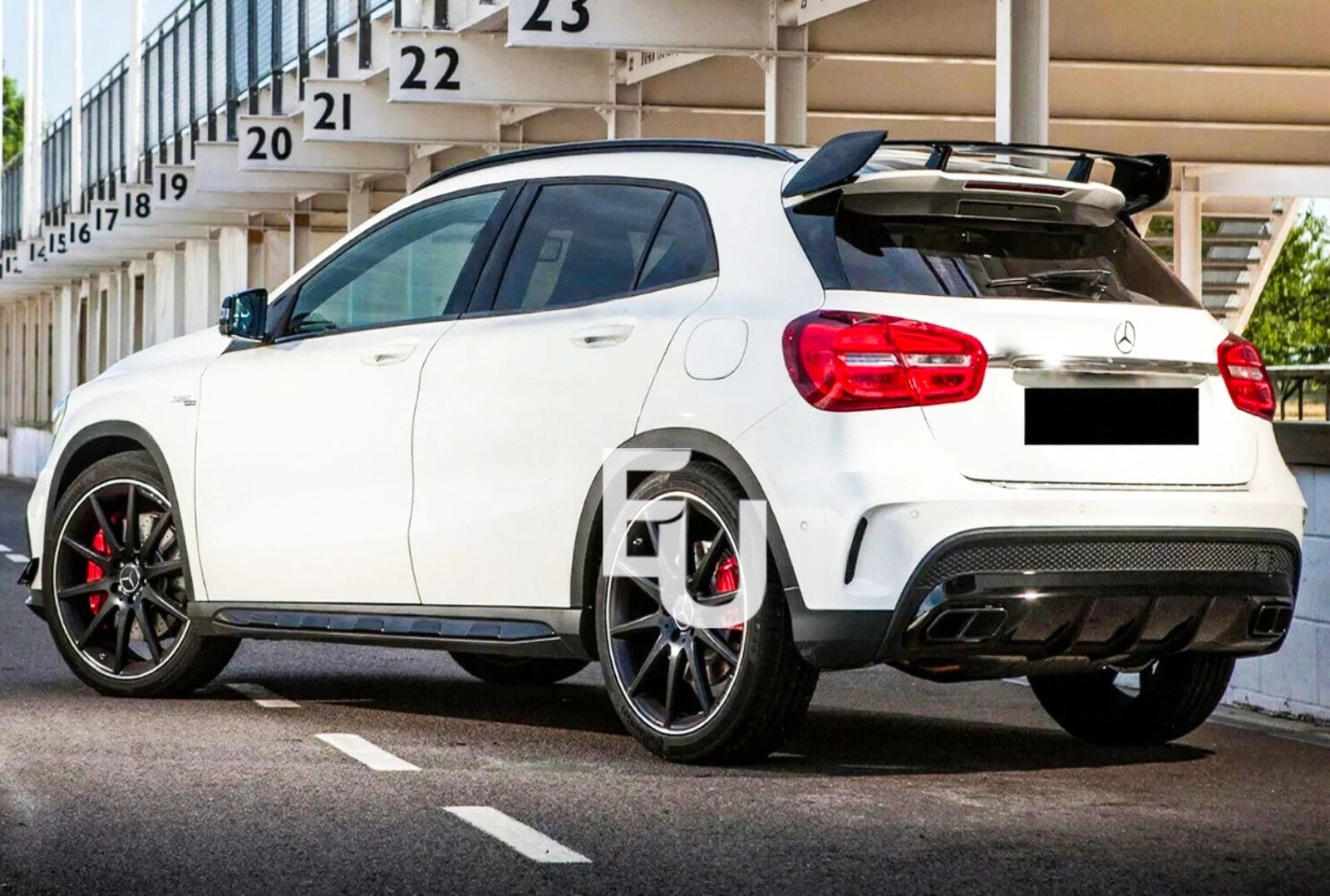 FOR MERCEDES GLA CLASS X156 AMG GLA45 ED1 LOOK REAR DIFFUSER TAILPIPES 2013-2018