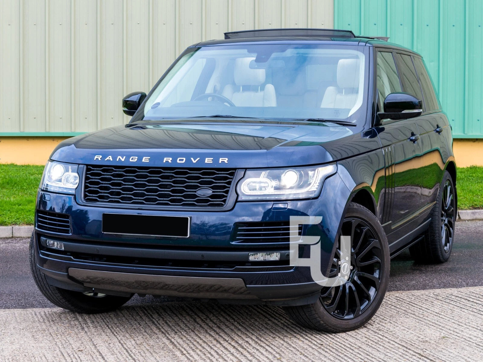 ELECTRIC RUNNING BOARDS SUPPLIED & FITTED FOR RANGE ROVER VOGUE L405 SPORT L494