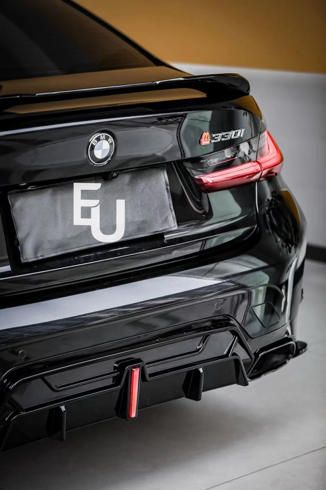 FOR BMW 3 SERIES G20 G21 LCI M SPORT GLOSS REAR DIFFUSER WITH LED TAILPIPE 2022+