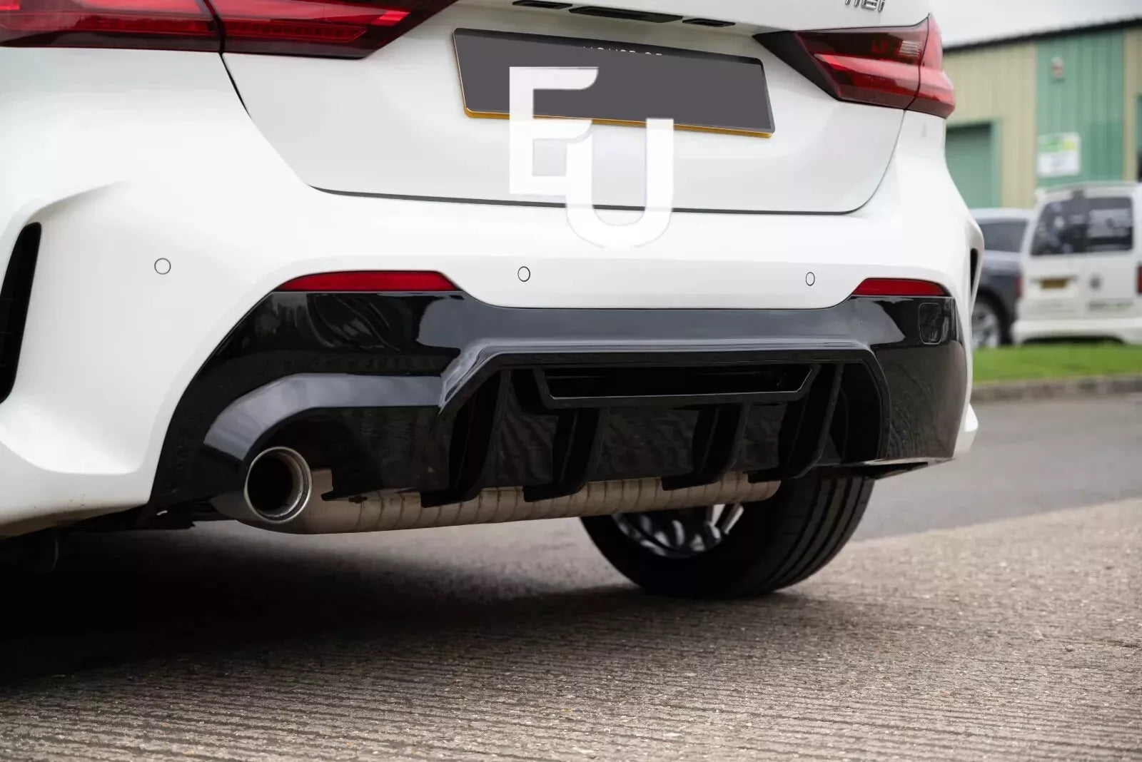 COMPETITIVE REAR DIFFUSER M SPORT SINGLE EXHAUST FOR BMW 1 SERIES F40 19+ GLOSS