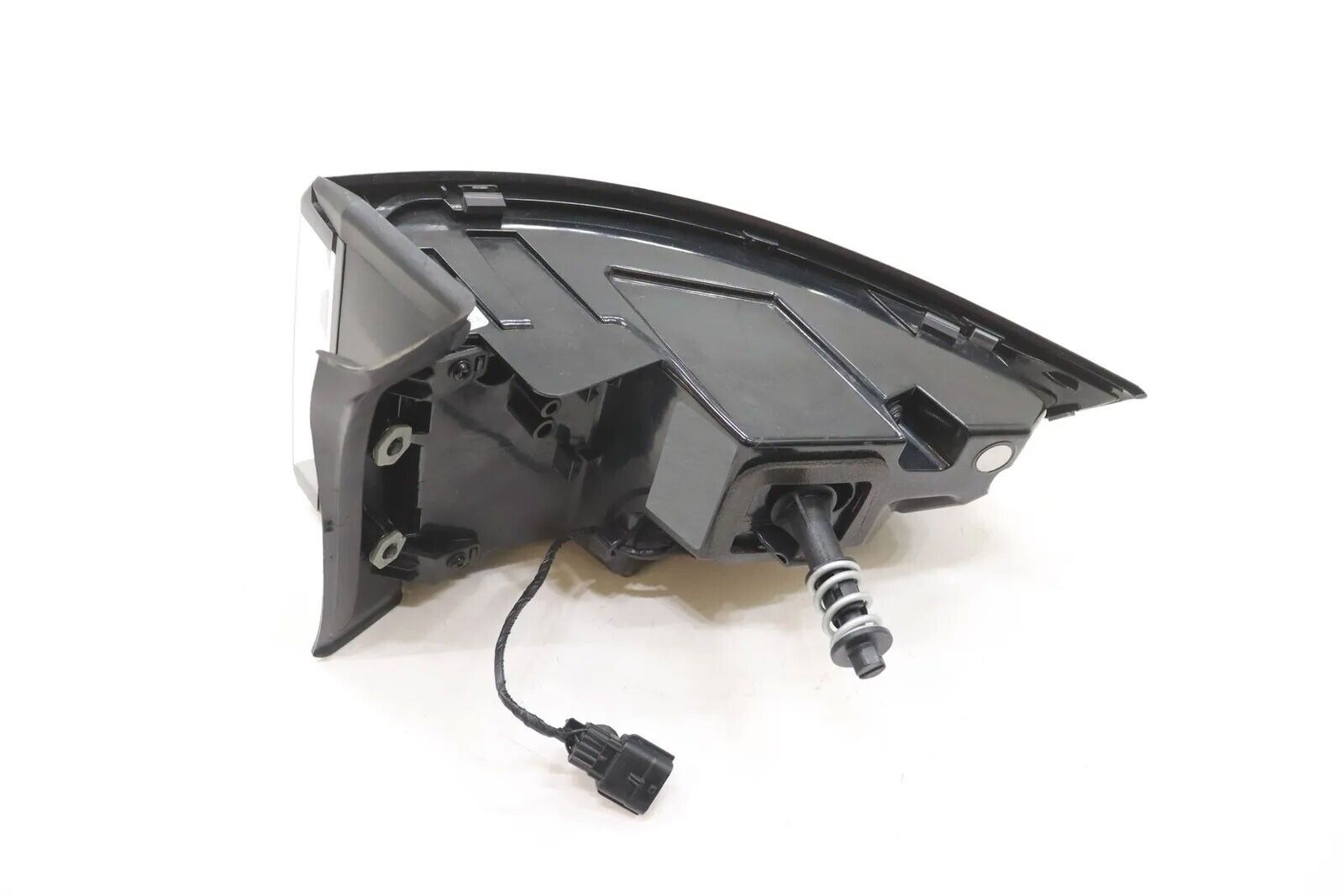 REAR LEFT SIDE LAMP OUTER TAIL LIGHT FOR LAND ROVER DISCOVERY SPORT L550 OEM