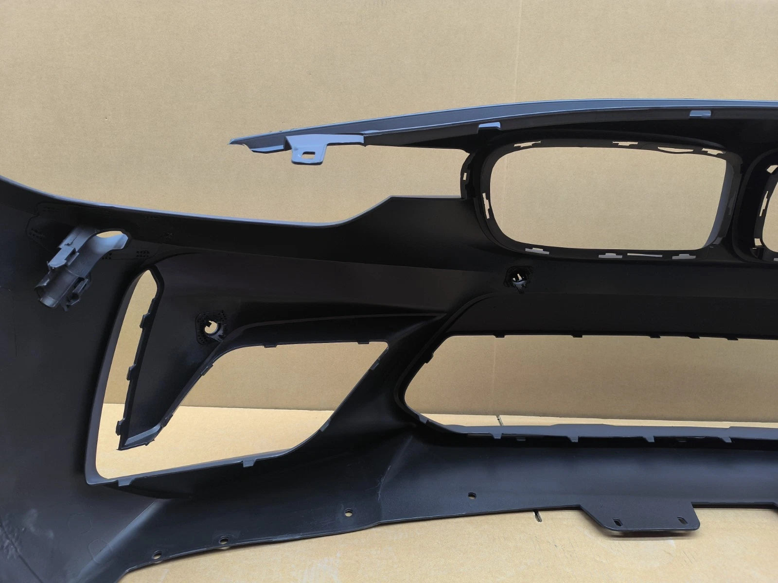 FOR BMW 3 SERIES F30 F31 M2C M3CS STYLE FRONT BUMPER 2012-2018