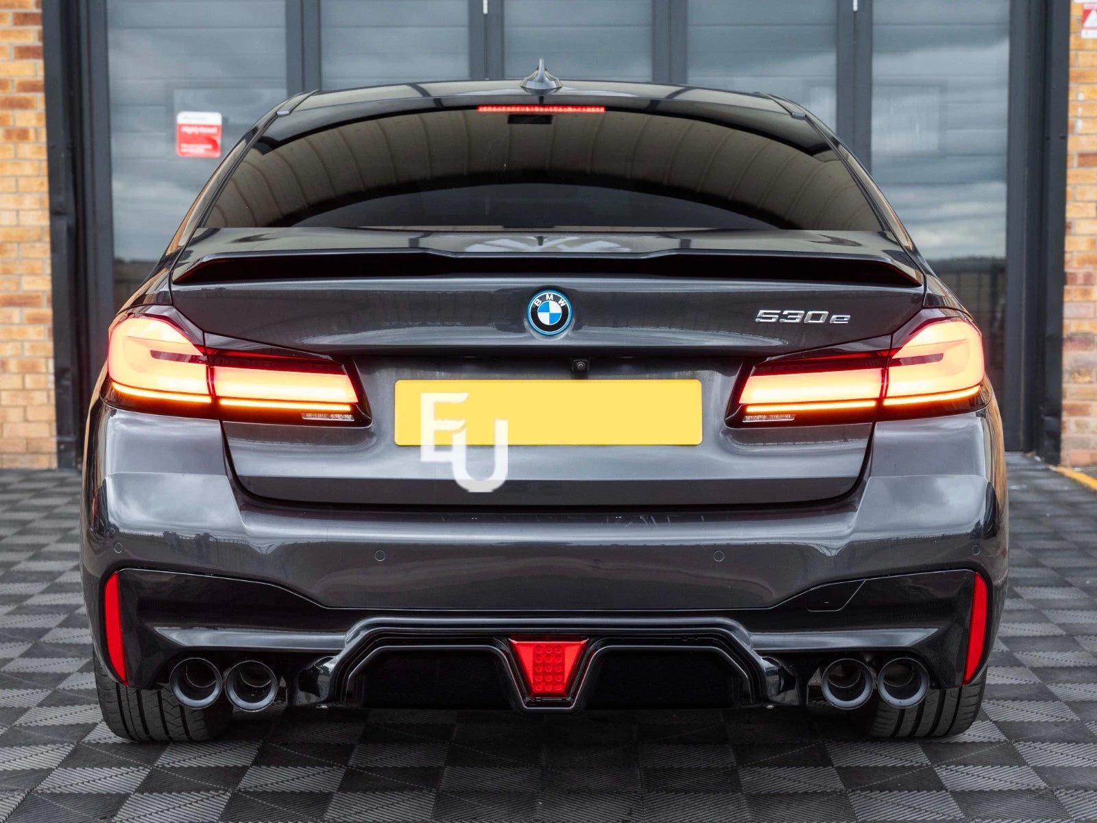 BODYKIT BODY KIT FOR BMW 5 SERIES G30 FRONT SPLITTER SIDE SKIRT REAR DIFFUSER