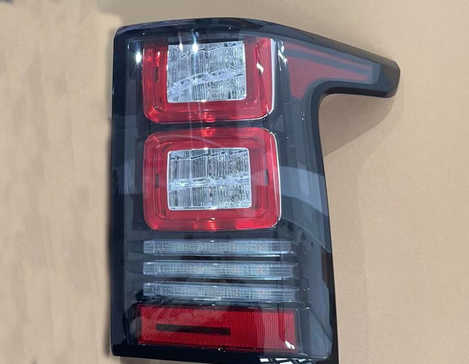 Right O/S Rear Tail Light Brake Lamp For Range Rover Vogue MK4 L405 2013-2017 UK