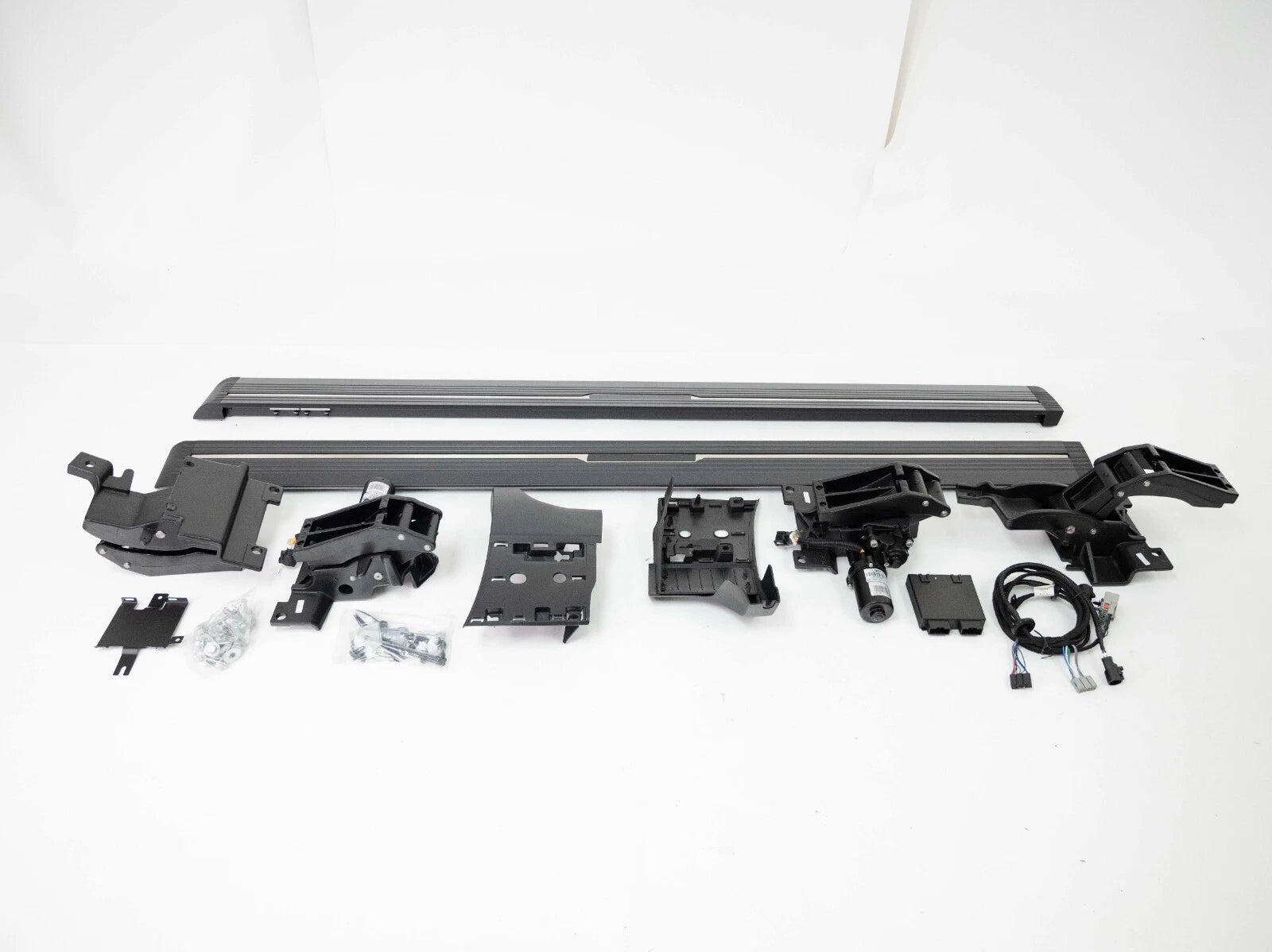 ELECTRIC RUNNING BOARDS SUPPLIED & FITTED FOR RANGE ROVER VOGUE L405 SPORT L494