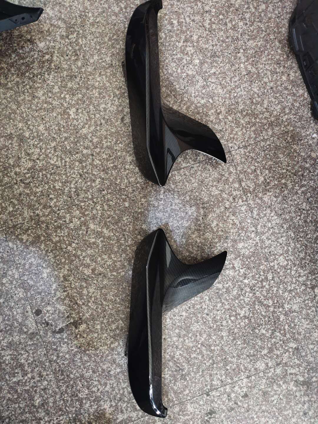 FOR BMW 5 SERIES F90 M5 PERFORMANCE FRONT CORNER SPLITTERS X2 GLOSS BLACK 17 ON