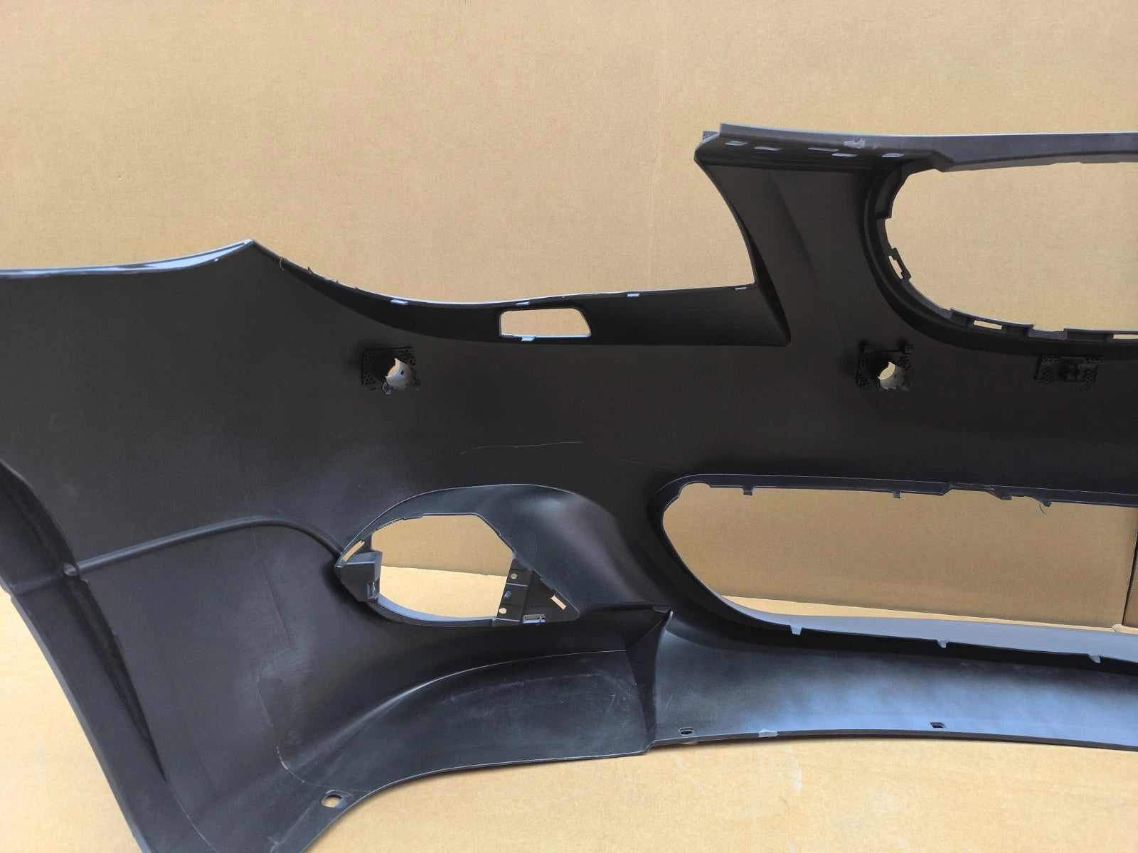 M SPORT STYLE FRONT BUMPER CONVERSION FOR BMW 5 SERIES E60 E61 03-07 PRE LCI PDC