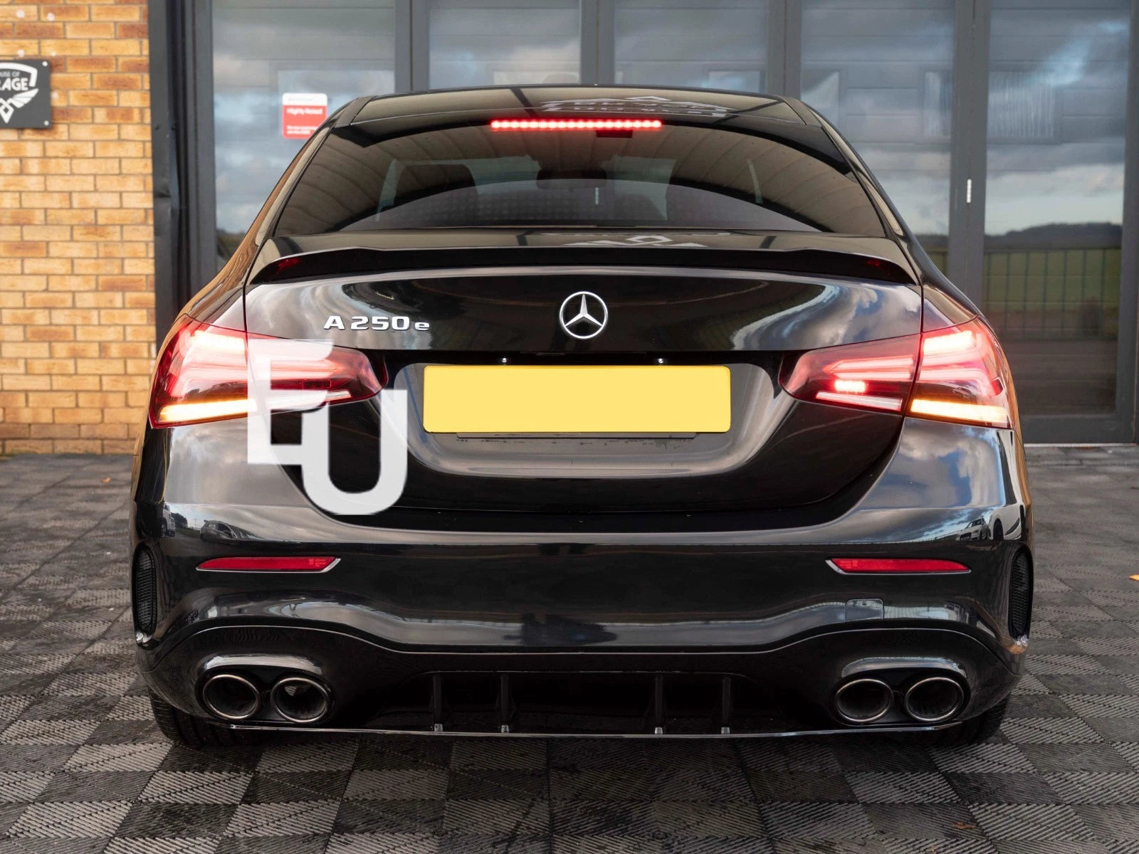FOR MERCEDES A CLASS W177 AMG A45 LOOK SALOON REAR DIFFUSER TAILPIPES GLOSS 19+