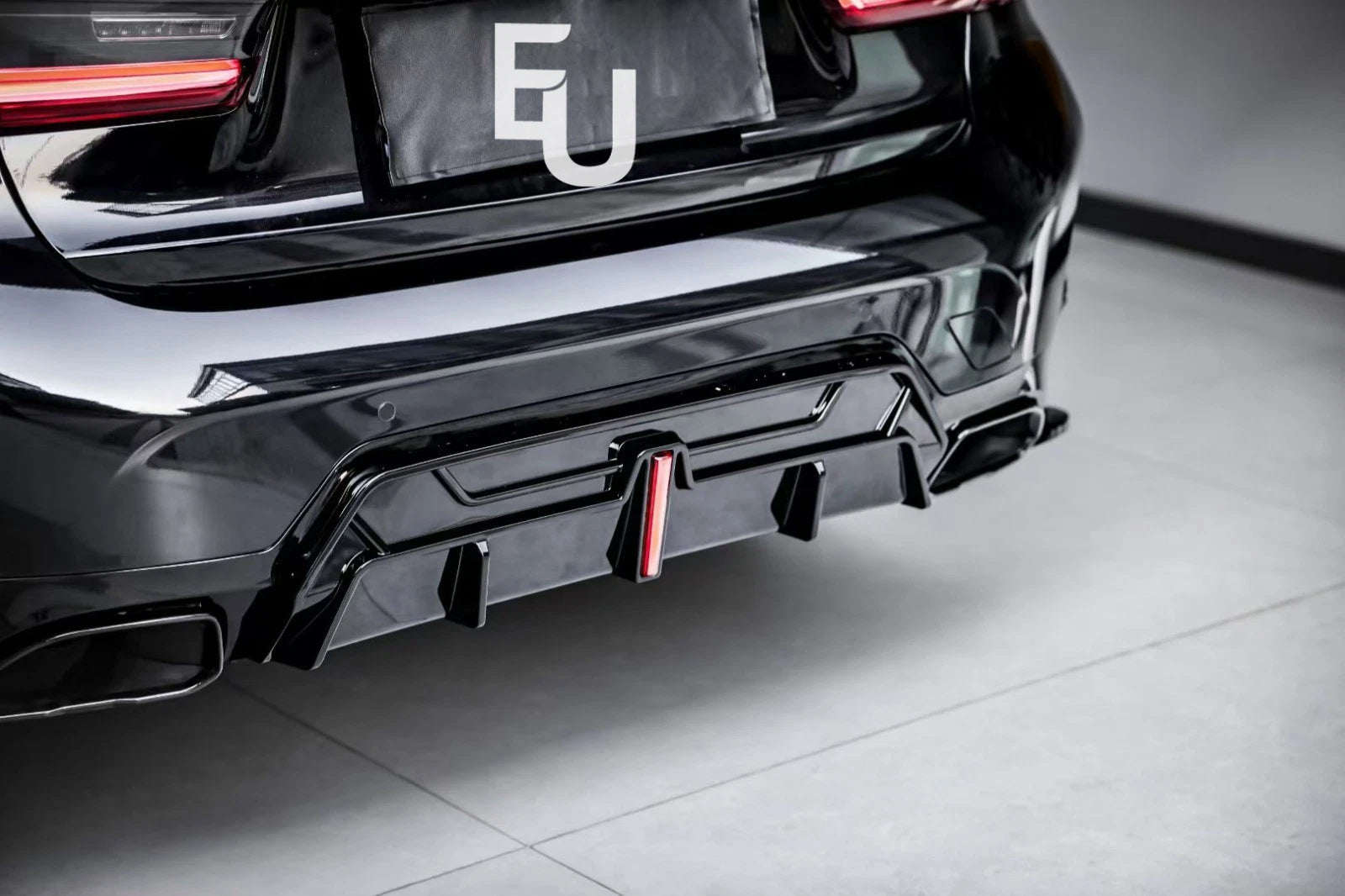 FOR BMW 3 SERIES G20 G21 LCI M SPORT GLOSS REAR DIFFUSER WITH LED TAILPIPE 2022+