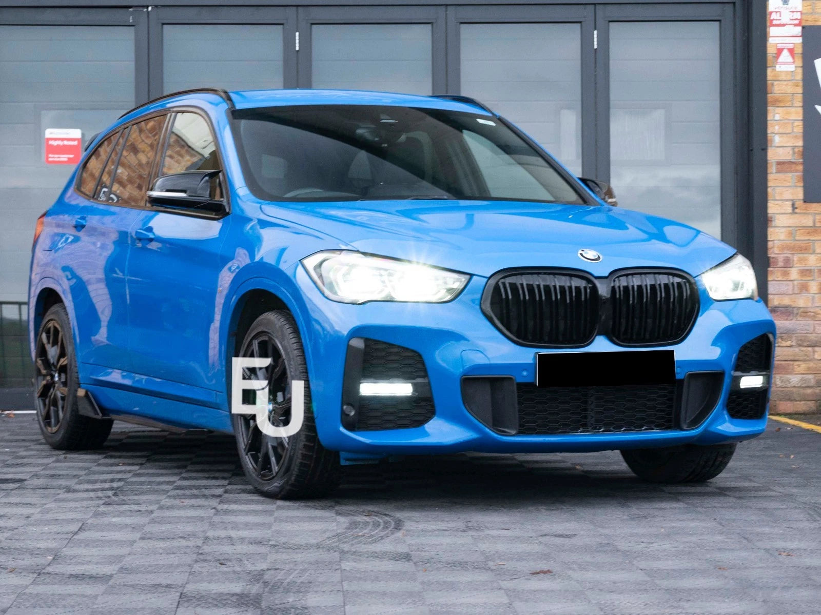 GLOSSY BLACK SIDE SKIRTS EXTENSION BLADES LIP SPOILER FOR BMW X1 F48 2016-2022