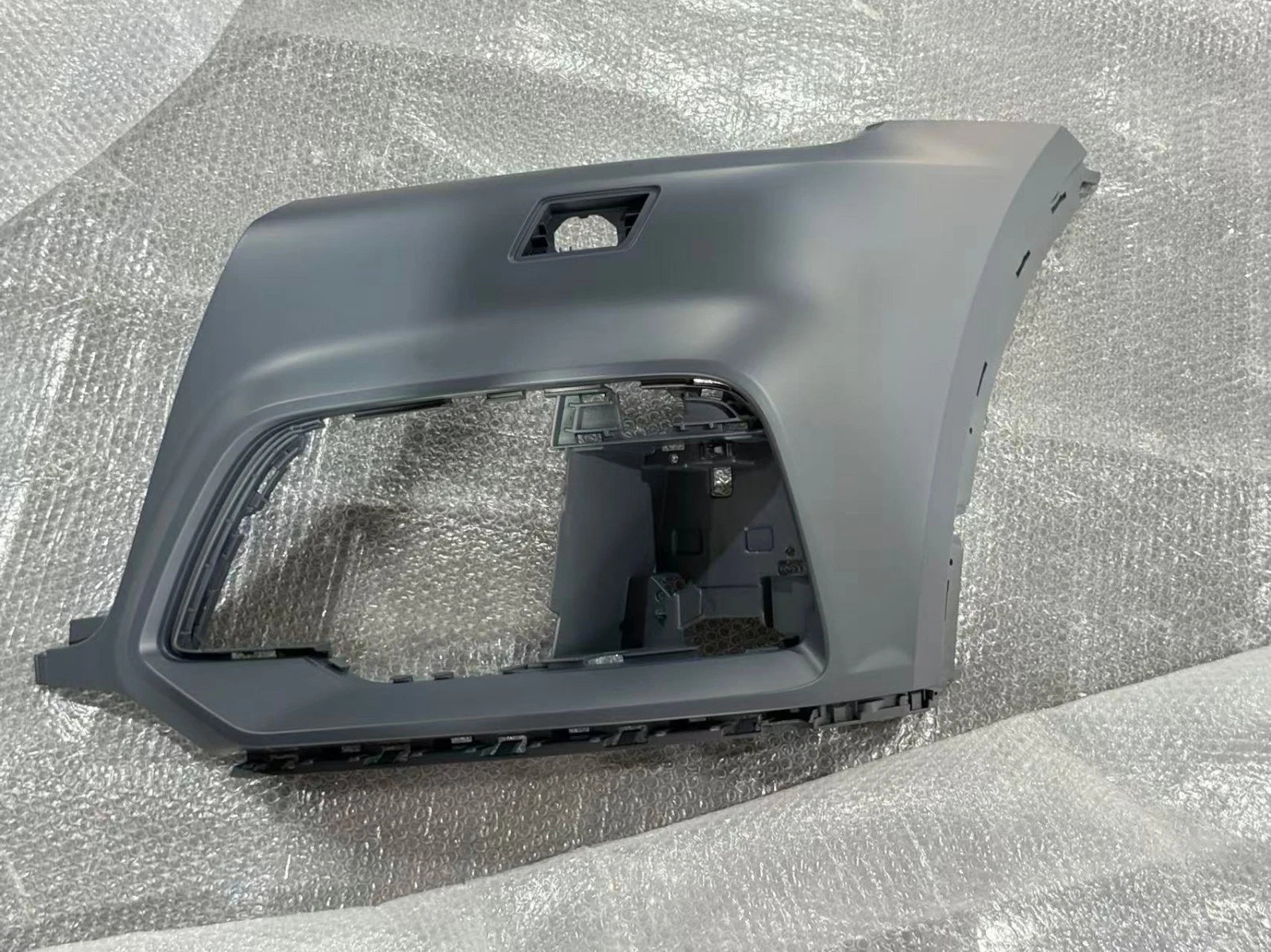 LH LEFT FRONT BUMPER FOR AUDI Q5 SQ5 FY S-LINE 2017-2020 PRIMED WITH WASHER HOLE
